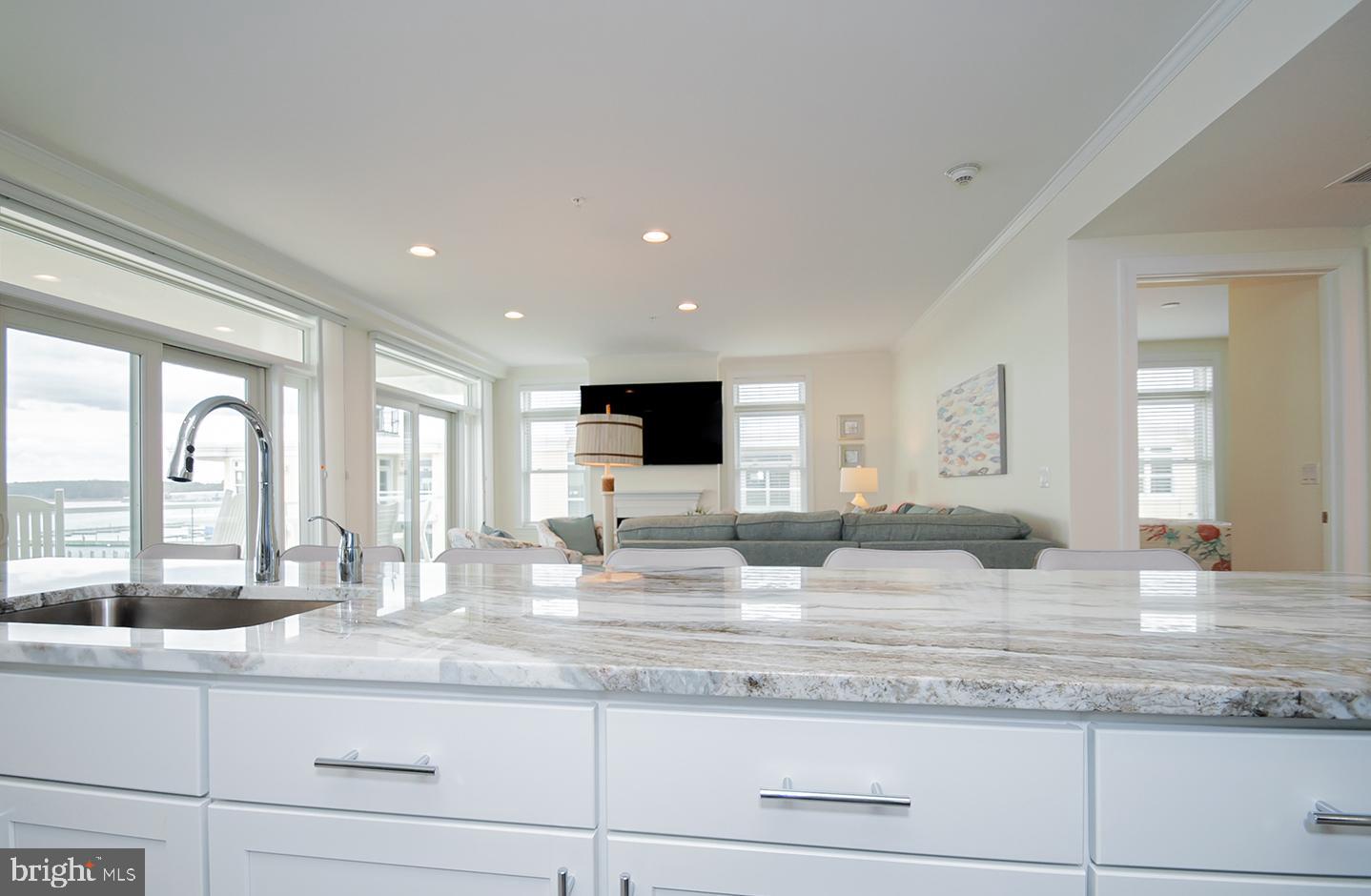 LIGHTHOUSE COVE - Residential