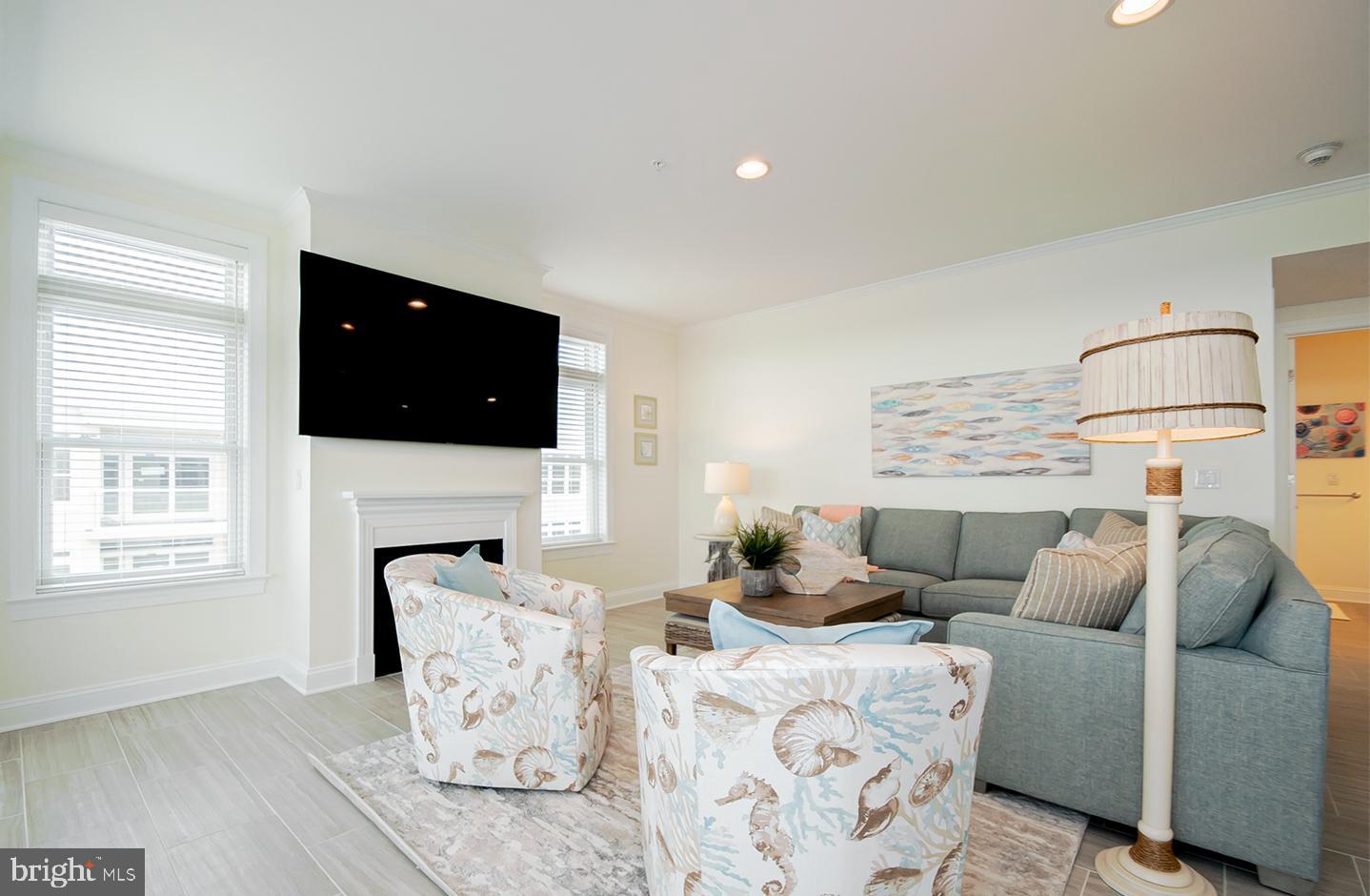 LIGHTHOUSE COVE - Residential