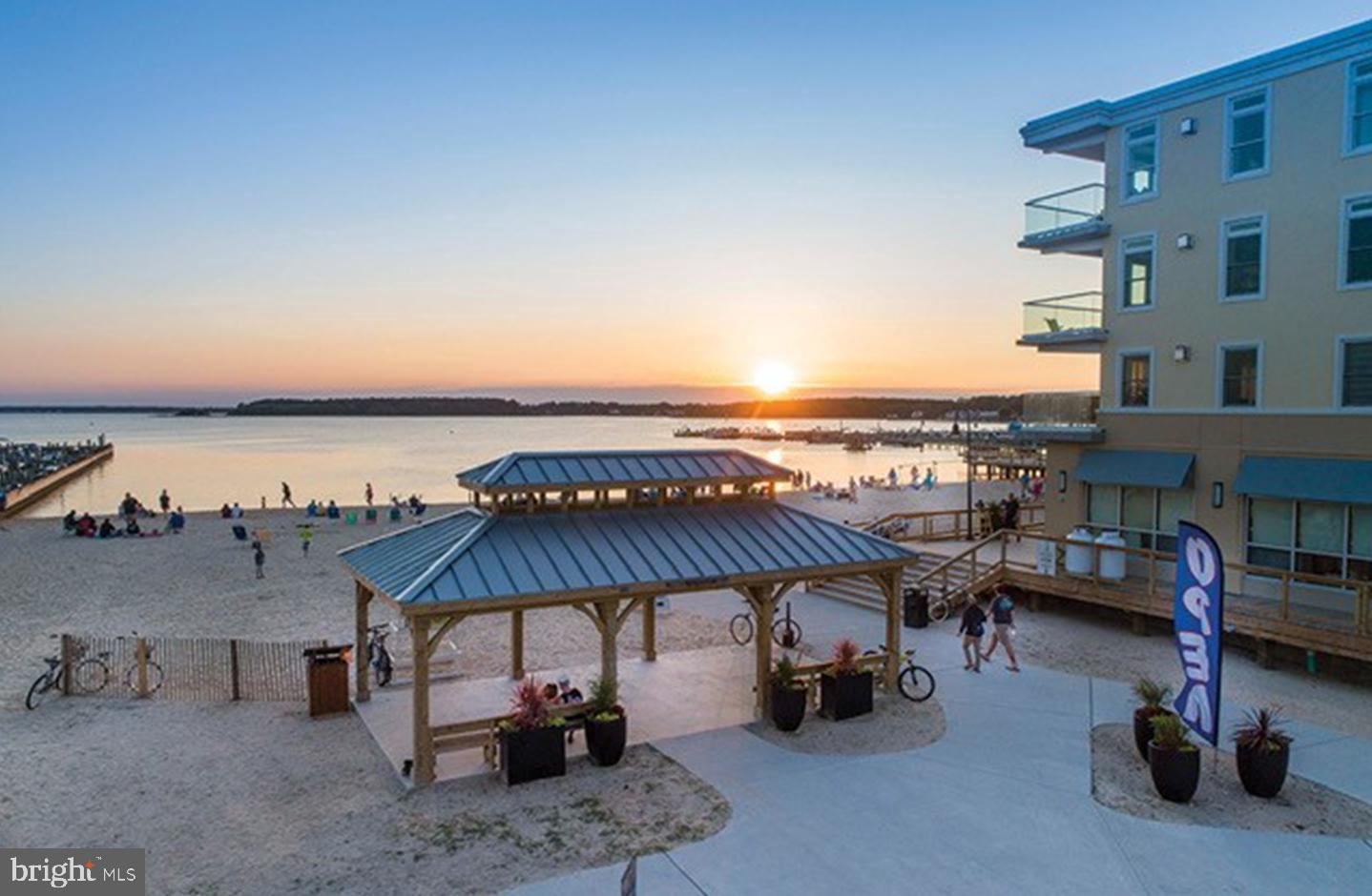 LIGHTHOUSE COVE - Residential