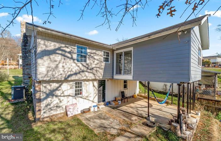 BRUNSWICK - Residential Lease