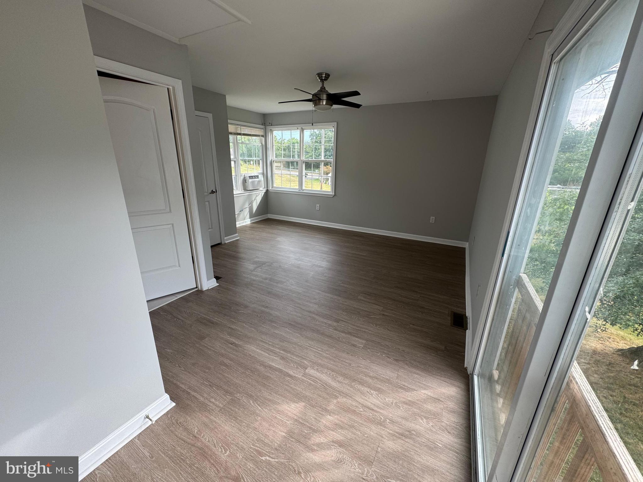 BRUNSWICK - Residential Lease