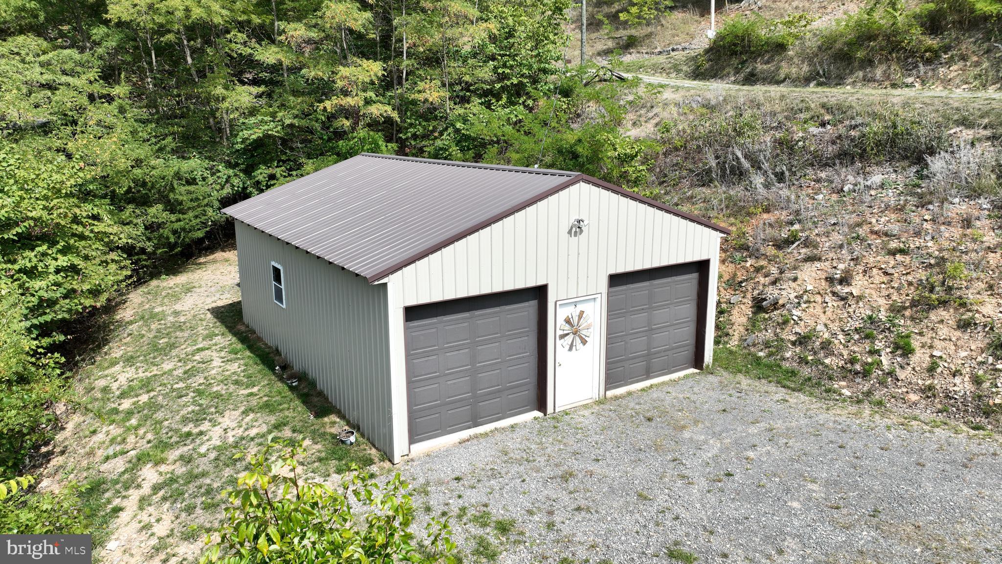 DEERFIELD HIGHLANDS - Residential