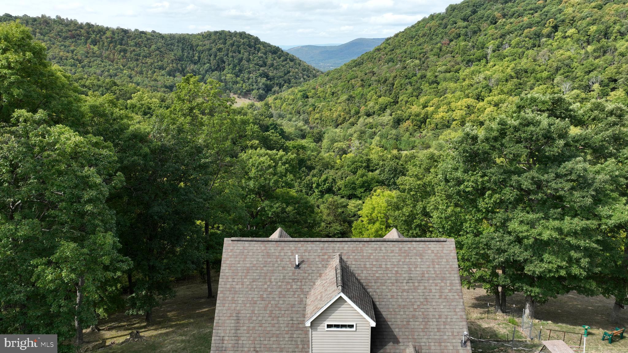 DEERFIELD HIGHLANDS - Residential