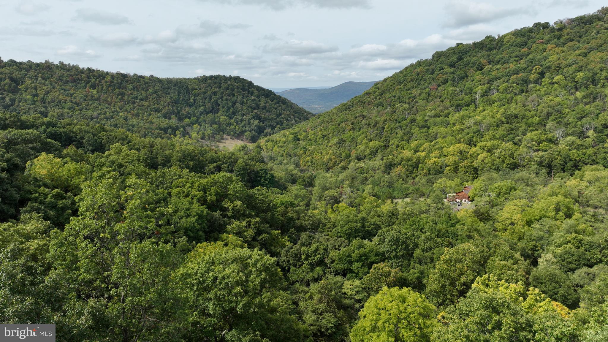 DEERFIELD HIGHLANDS - Residential