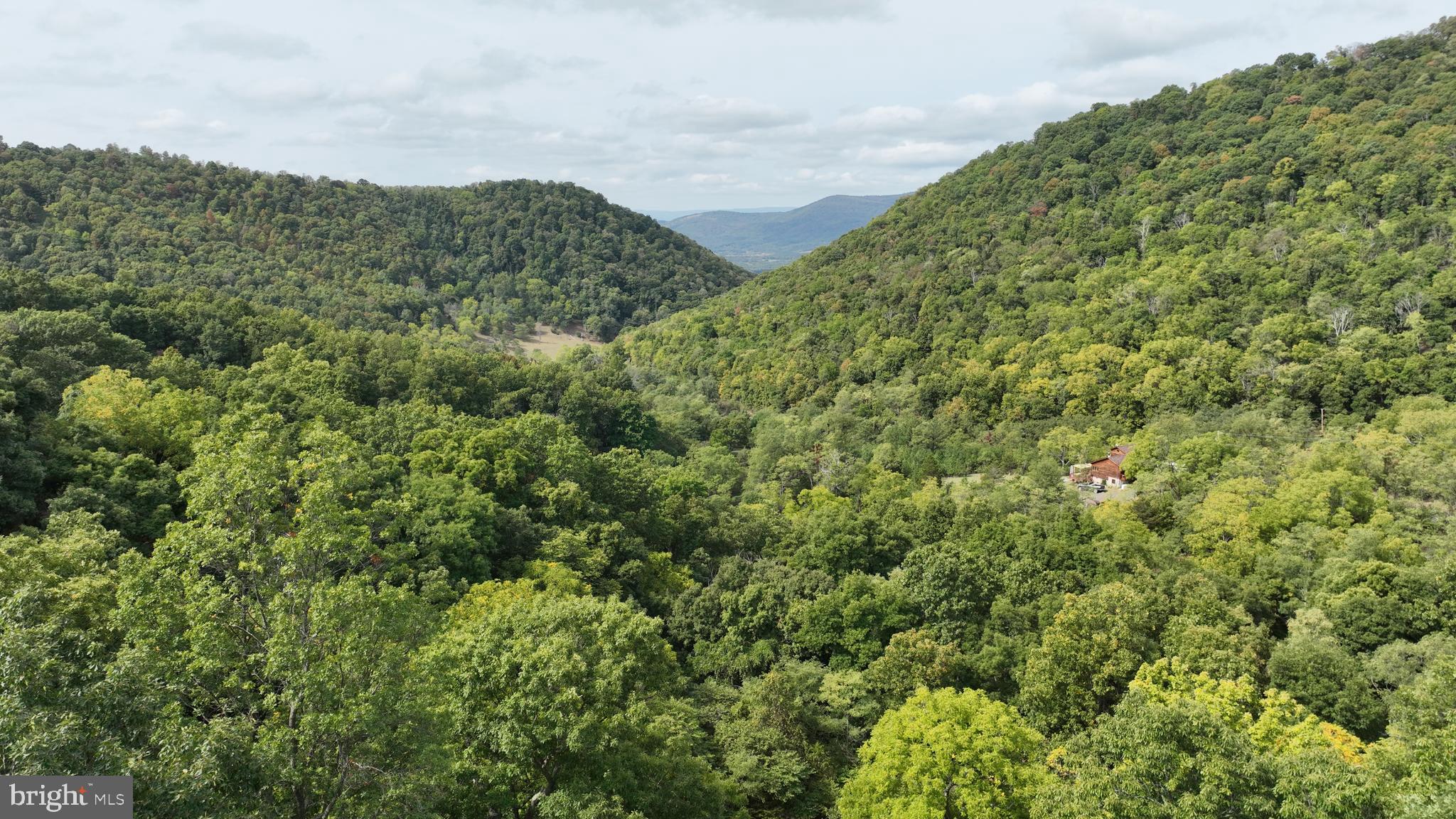 DEERFIELD HIGHLANDS - Residential