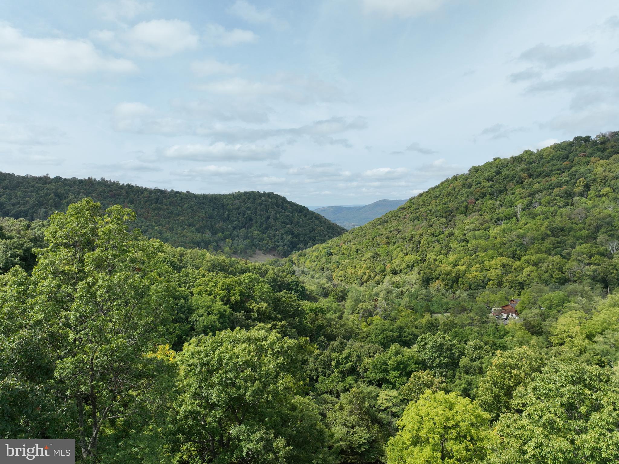 DEERFIELD HIGHLANDS - Residential