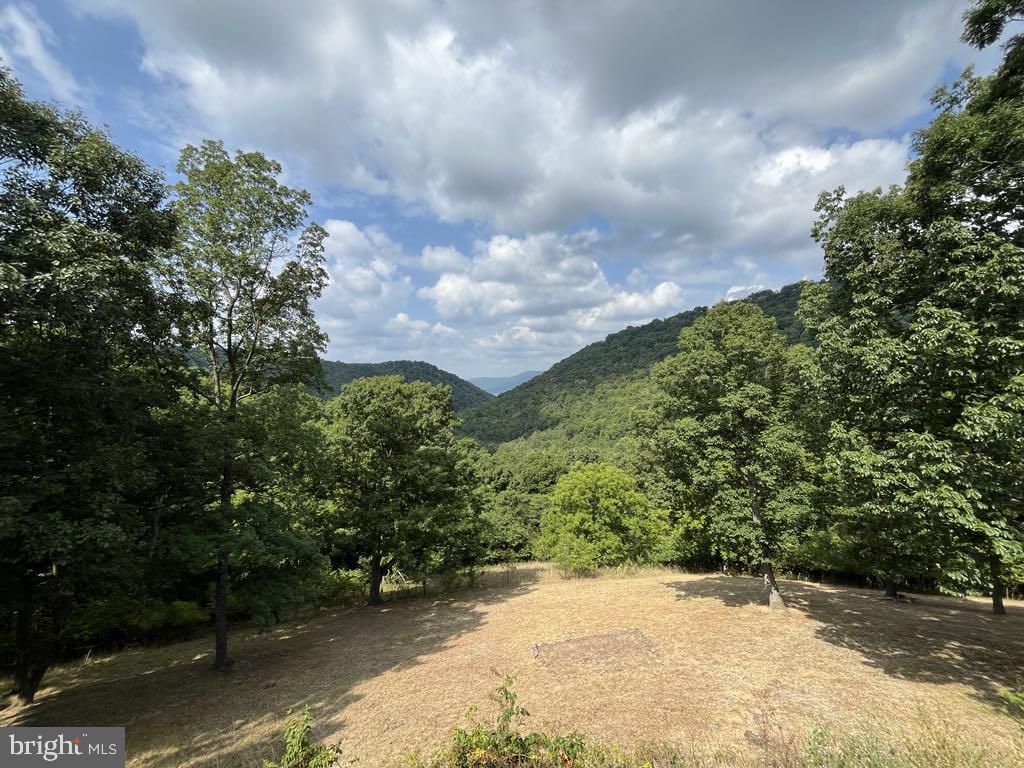 DEERFIELD HIGHLANDS - Residential