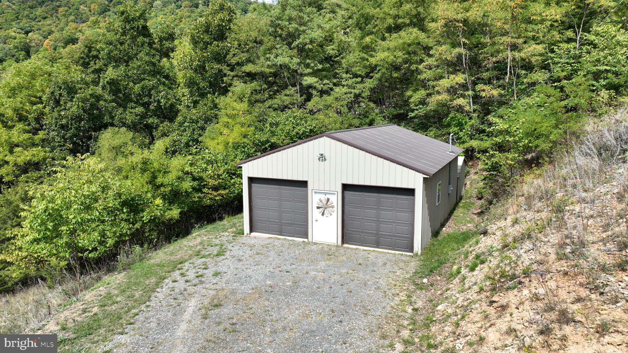 DEERFIELD HIGHLANDS - Residential