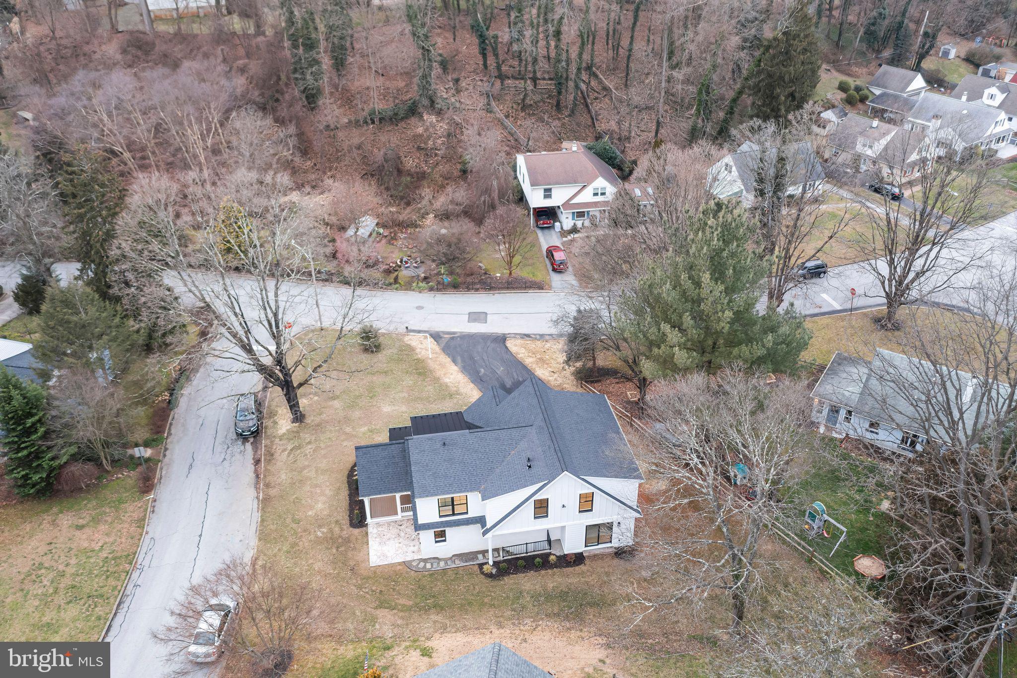 HILLSIDE - Residential