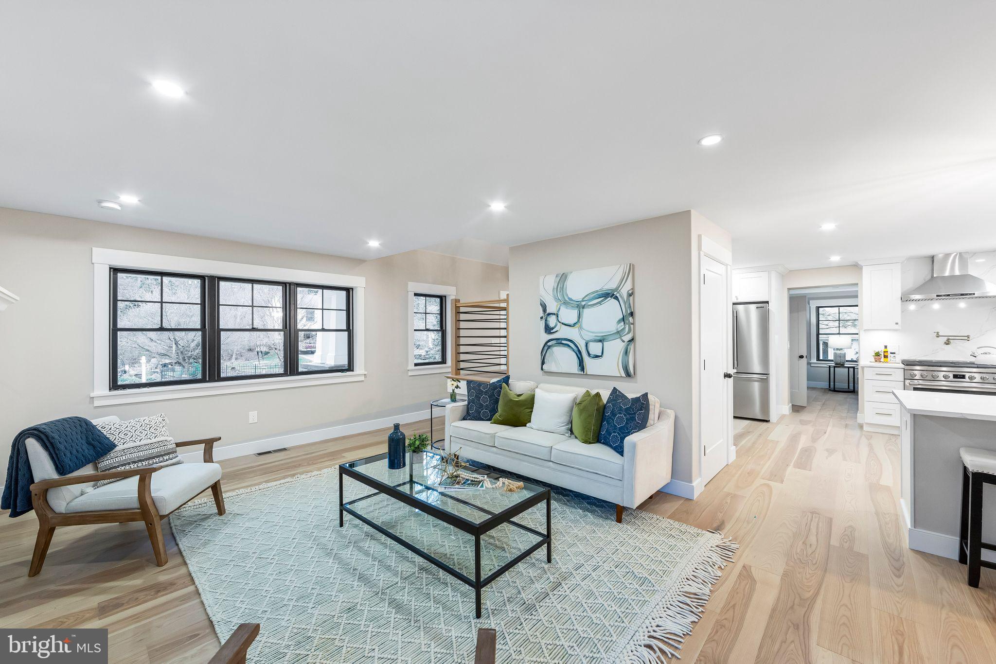 HILLSIDE - Residential