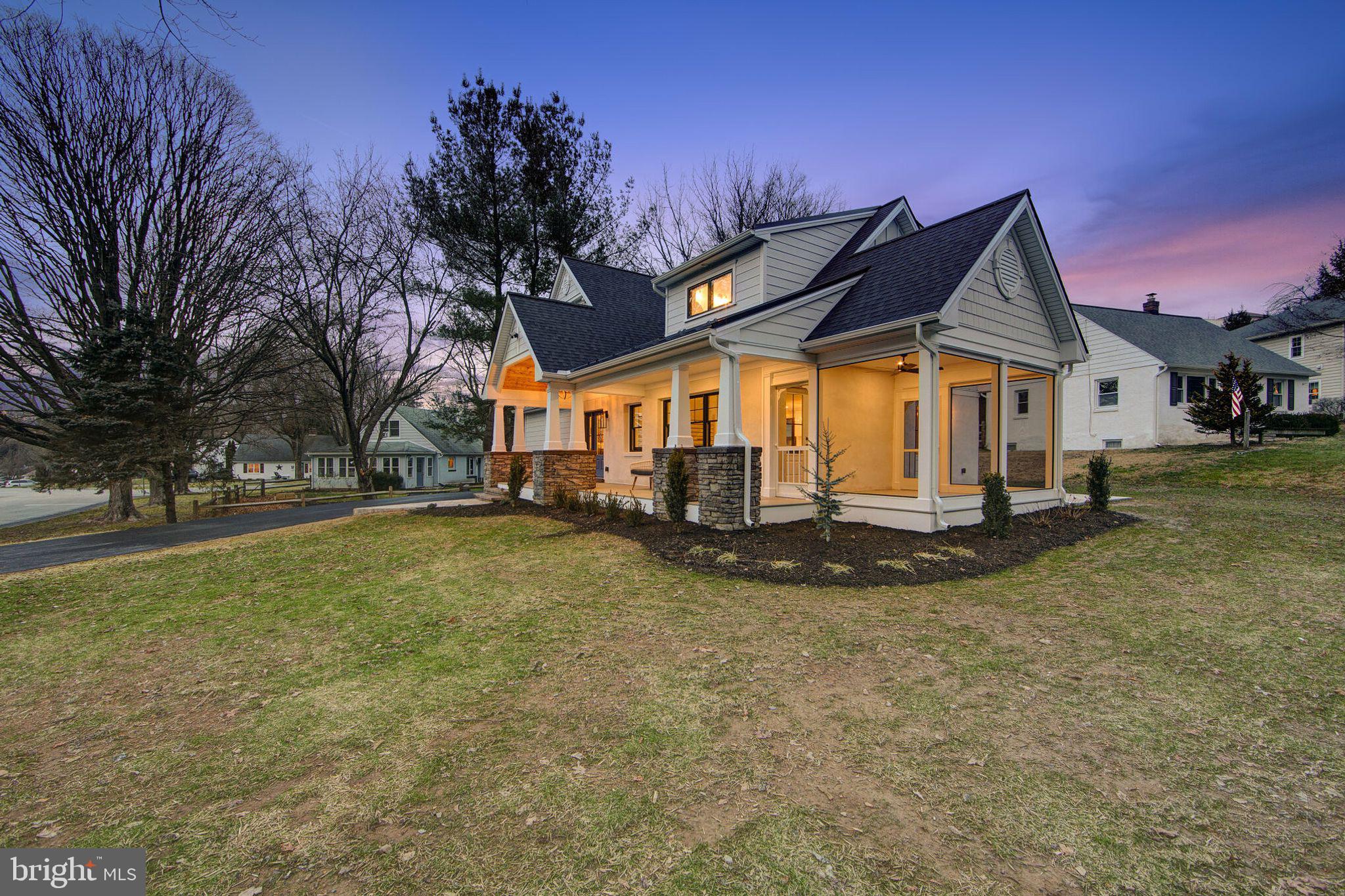 HILLSIDE - Residential