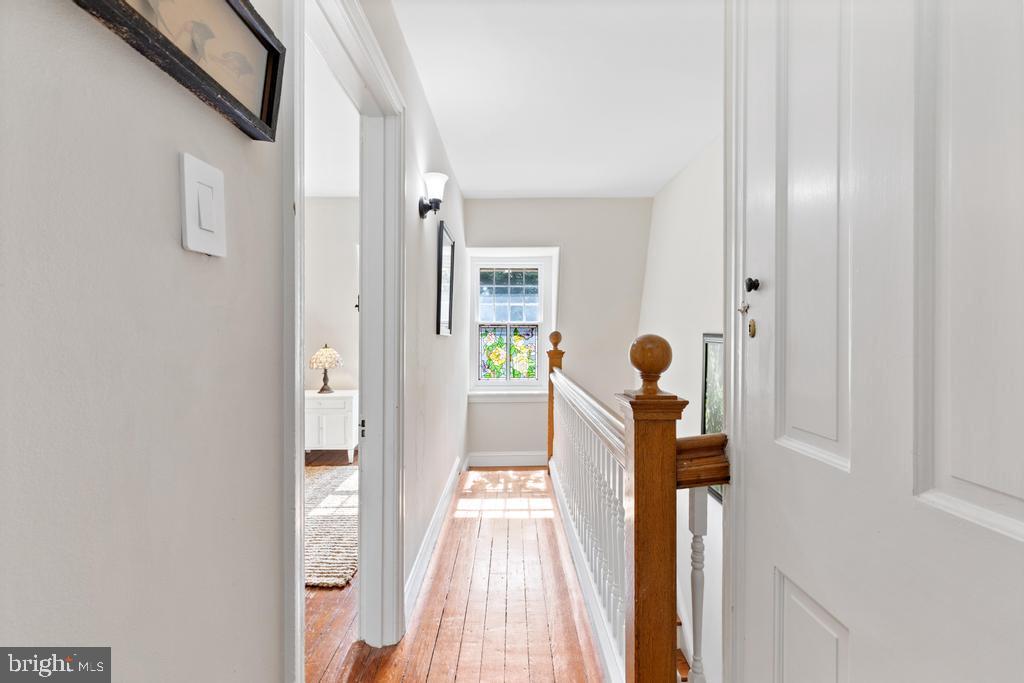 CHESTNUT HILL - Residential