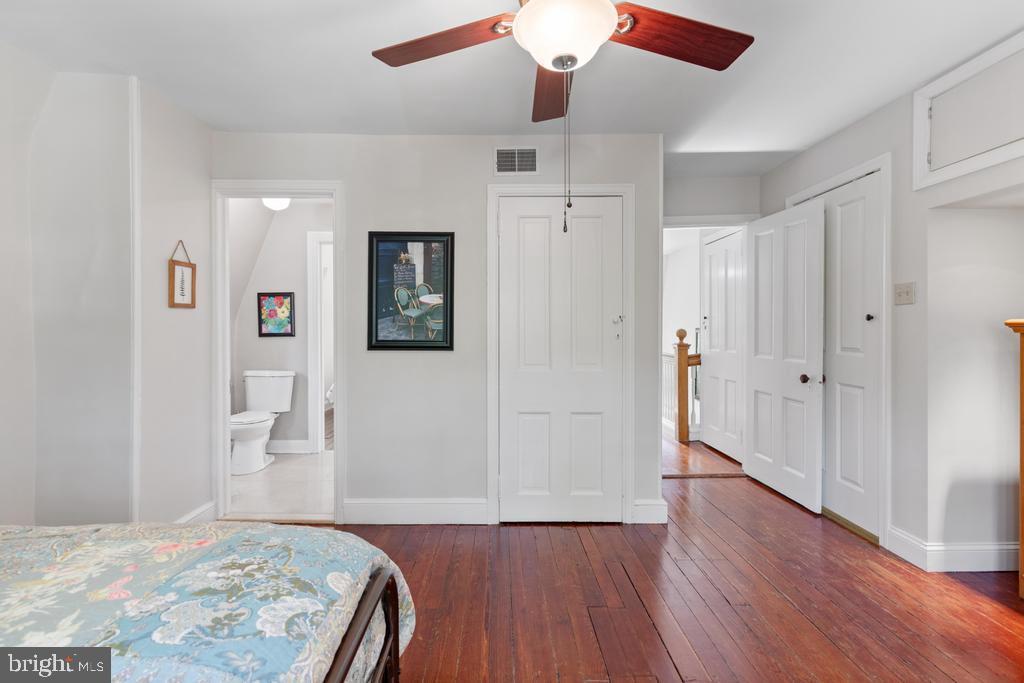 CHESTNUT HILL - Residential