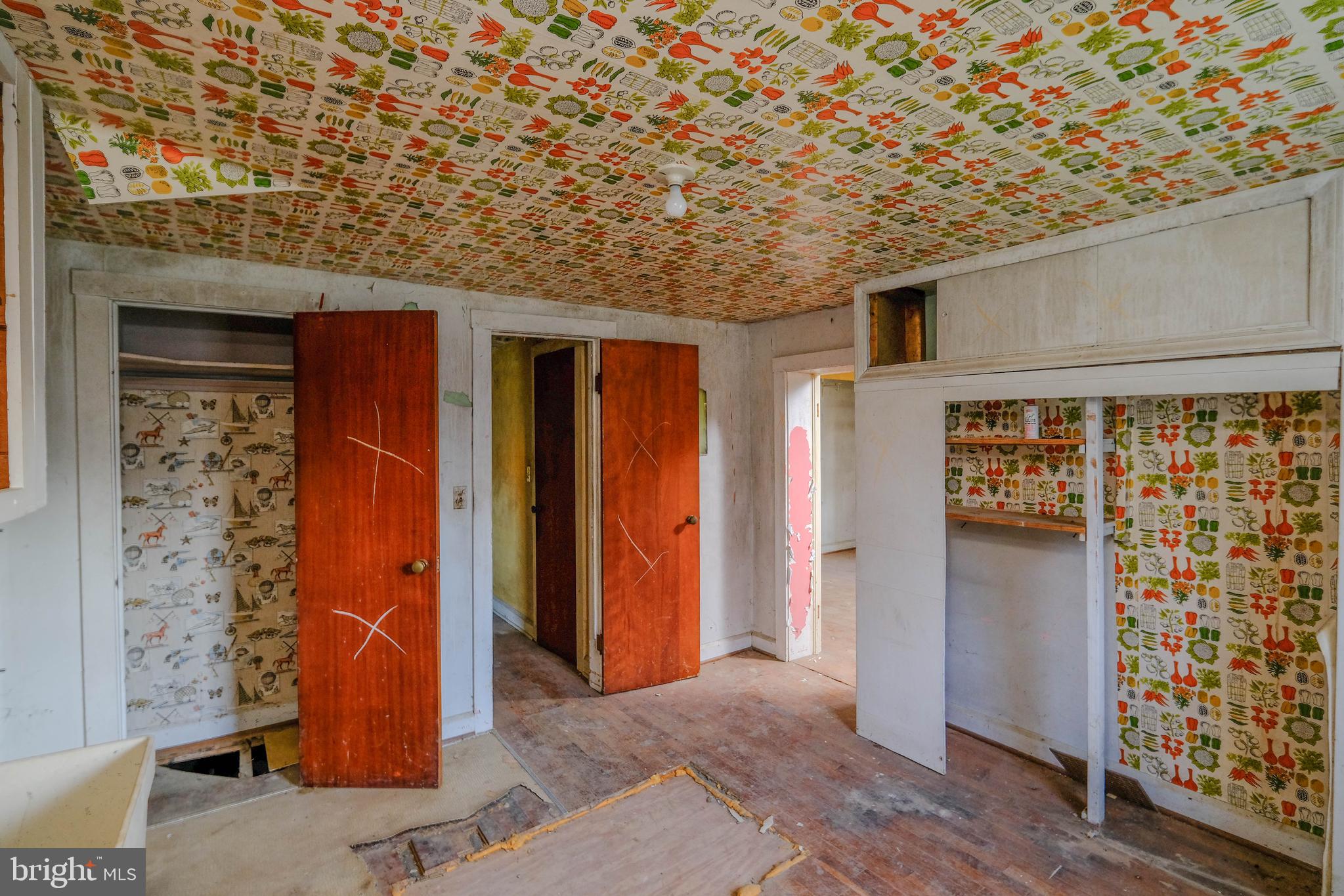 WINDY HILL - Residential