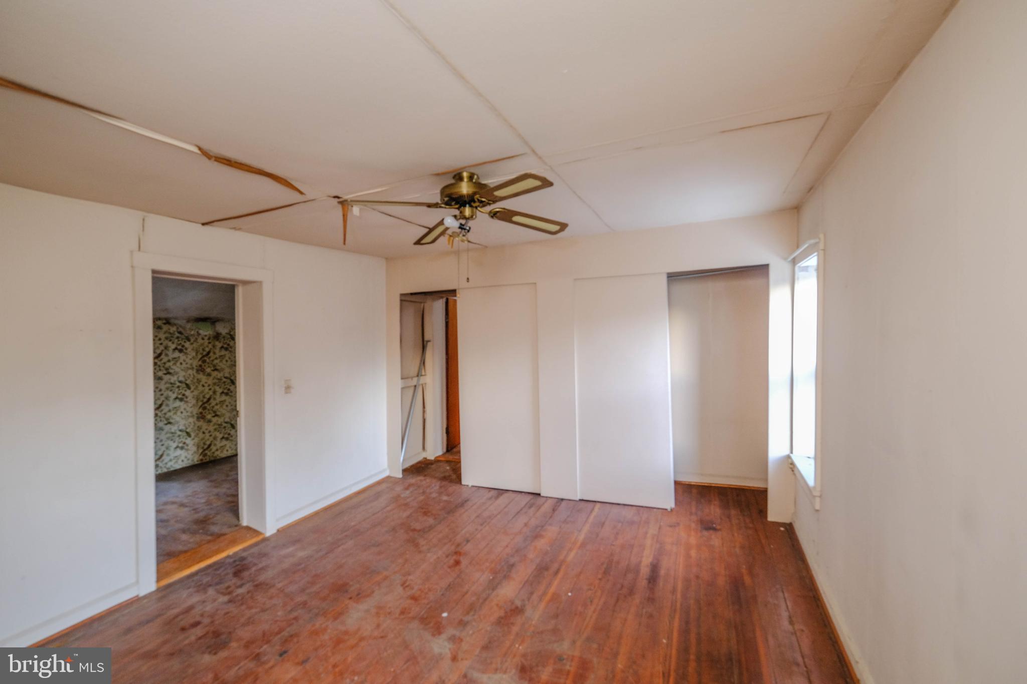 WINDY HILL - Residential