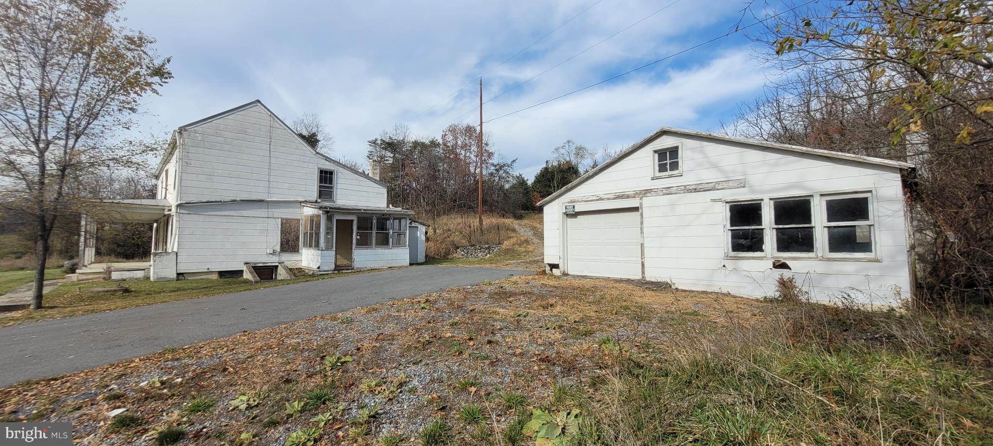 WINDY HILL - Residential