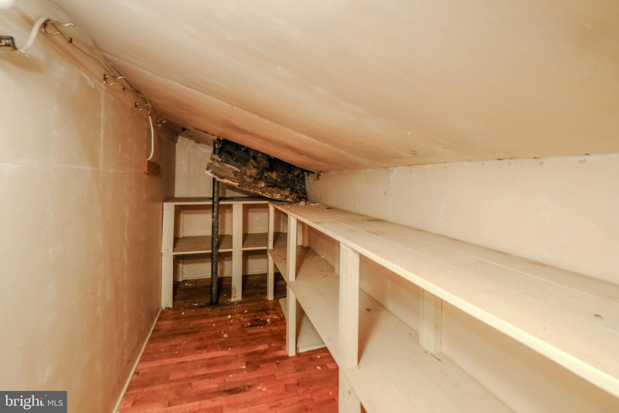 WINDY HILL - Residential