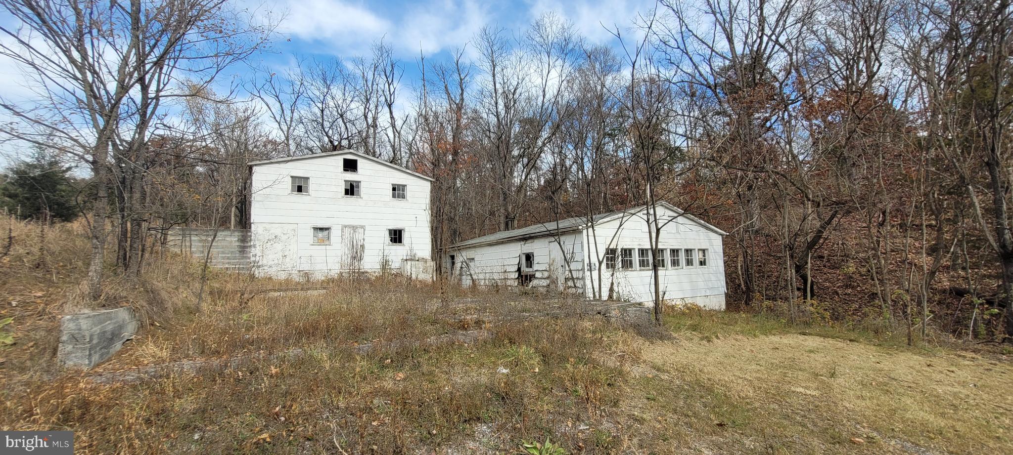 WINDY HILL - Residential