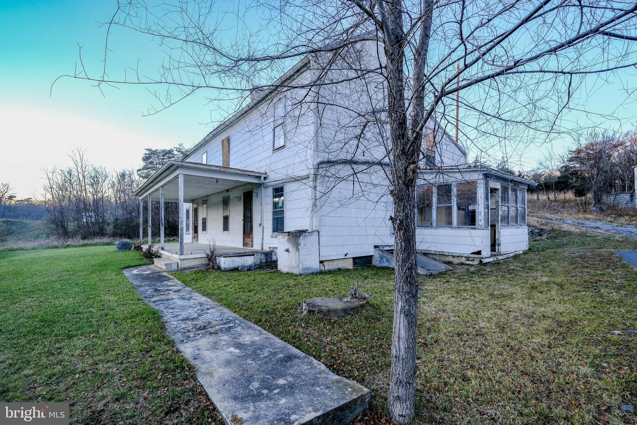 WINDY HILL - Residential