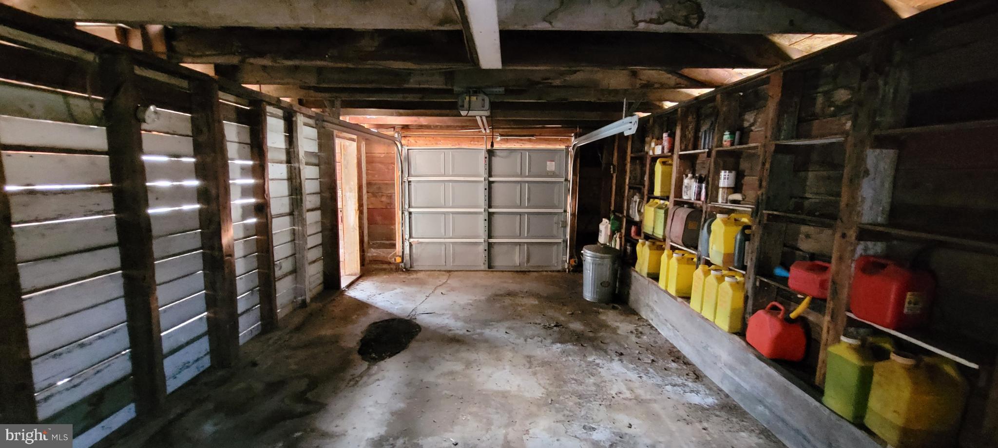 WINDY HILL - Residential