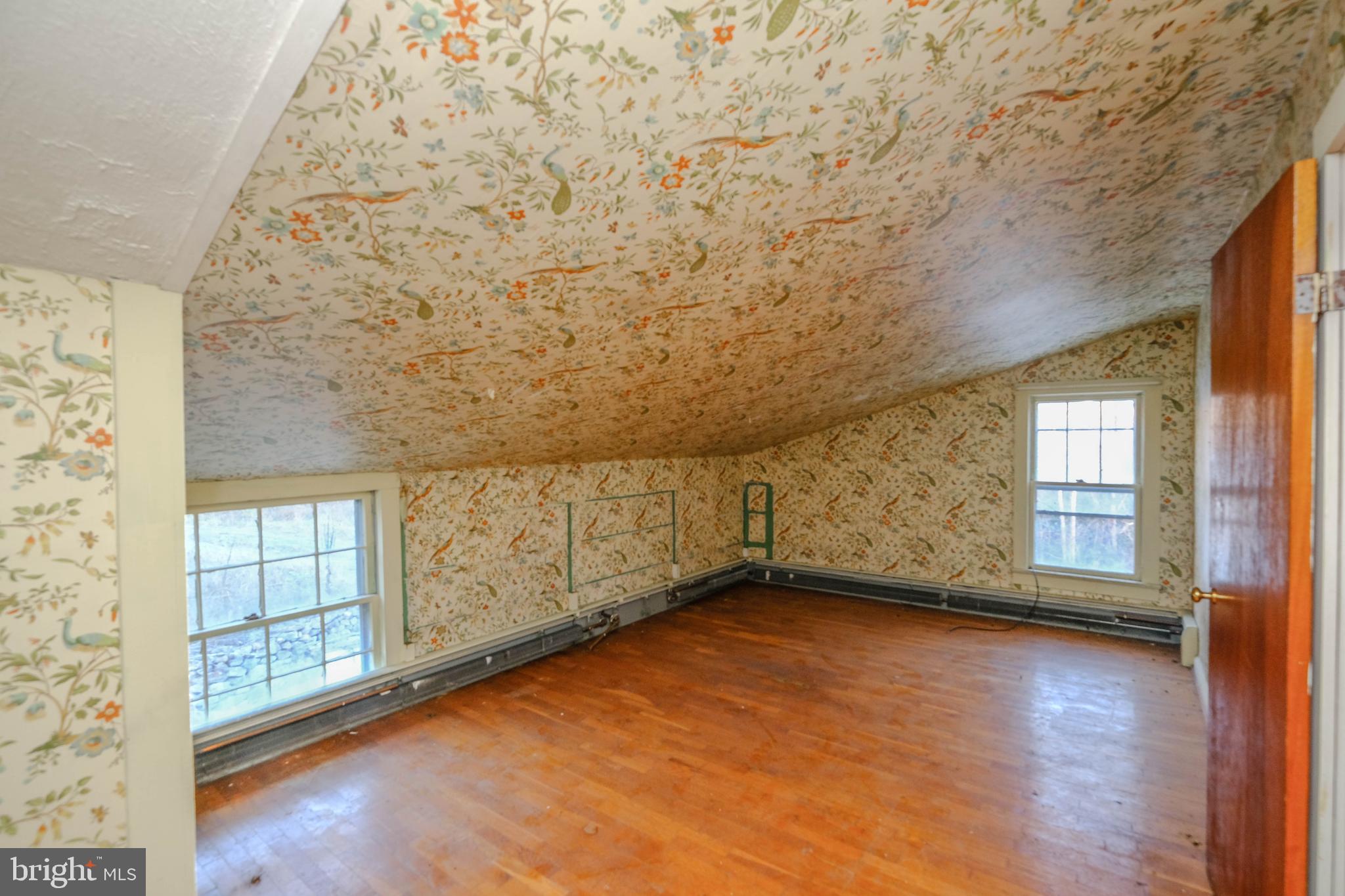 WINDY HILL - Residential