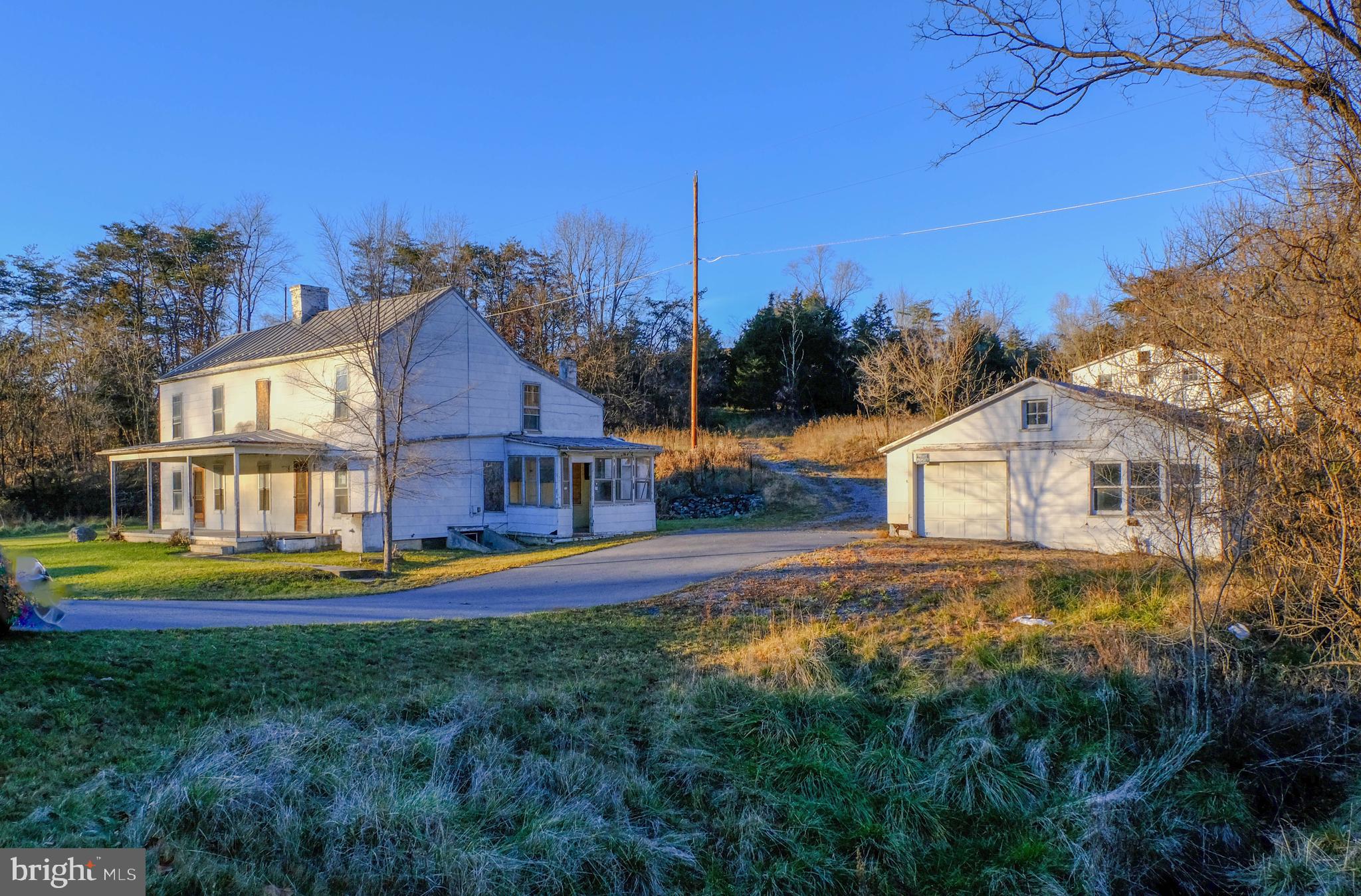 WINDY HILL - Residential