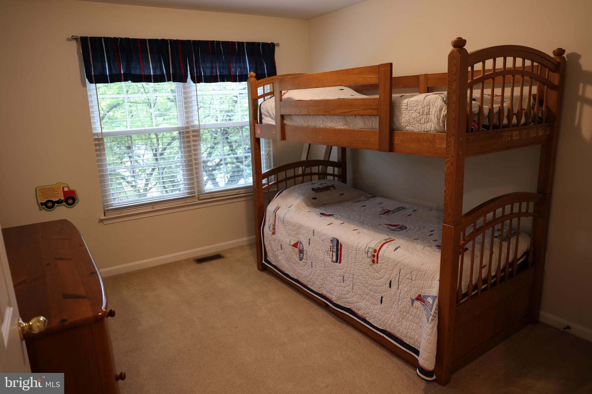 LIFESTYLE AT SULLY STATION - Residential