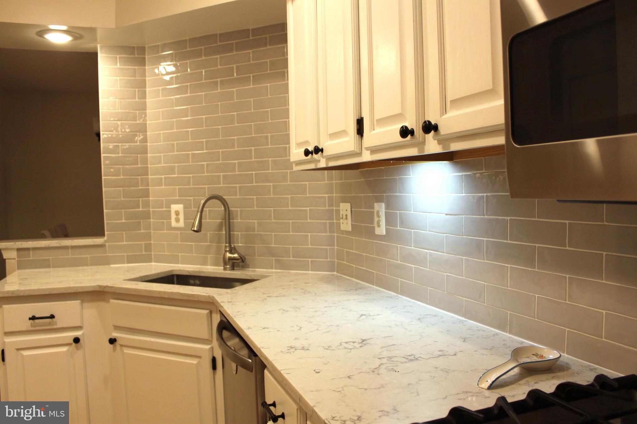 LIFESTYLE AT SULLY STATION - Residential