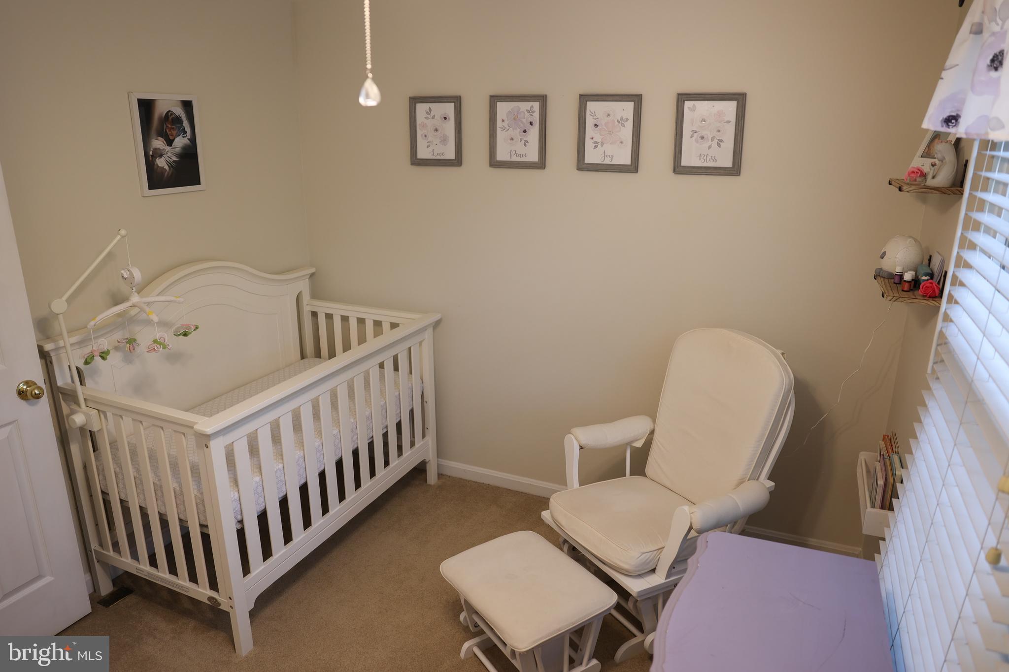 LIFESTYLE AT SULLY STATION - Residential