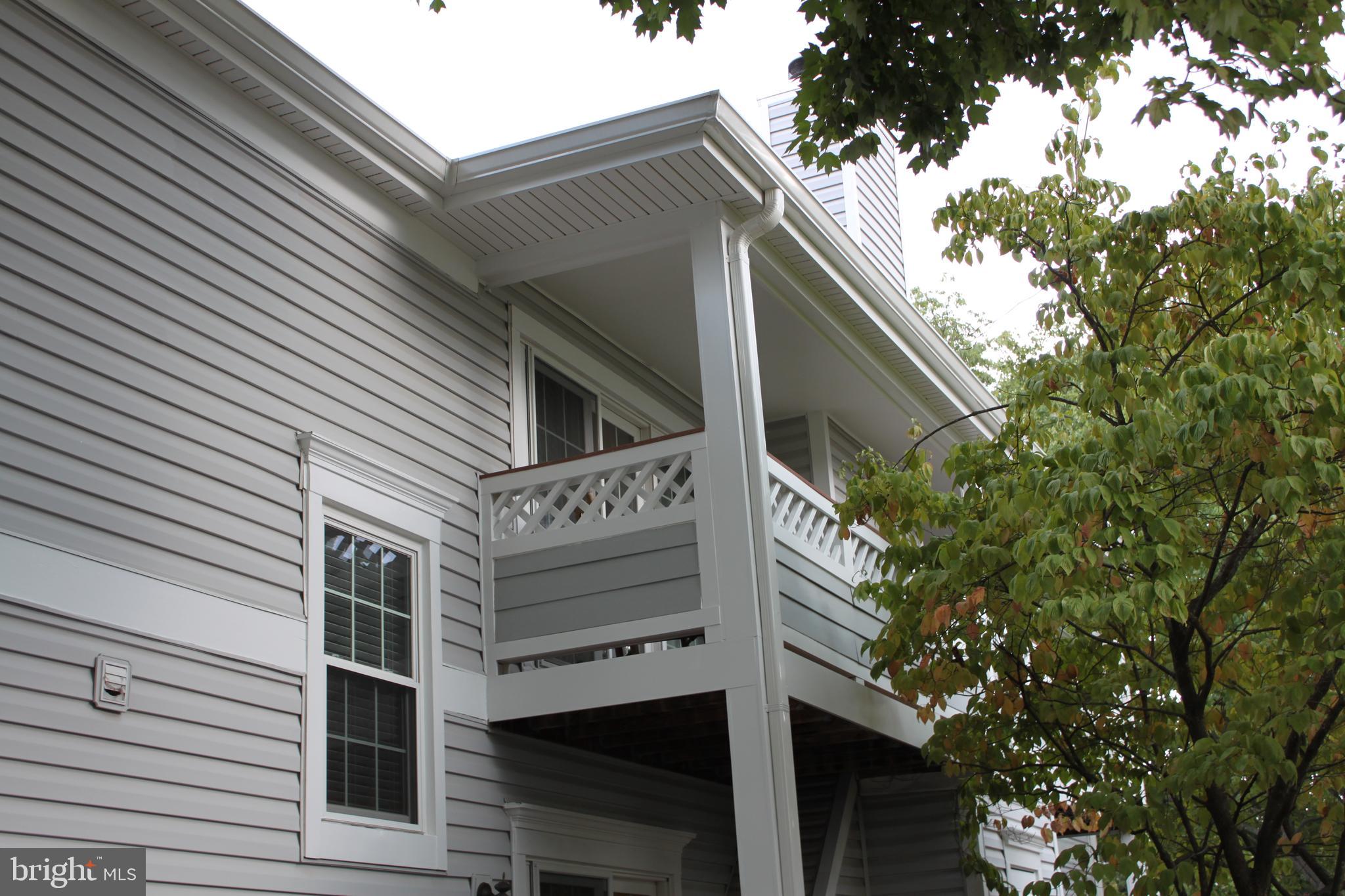 LIFESTYLE AT SULLY STATION - Residential