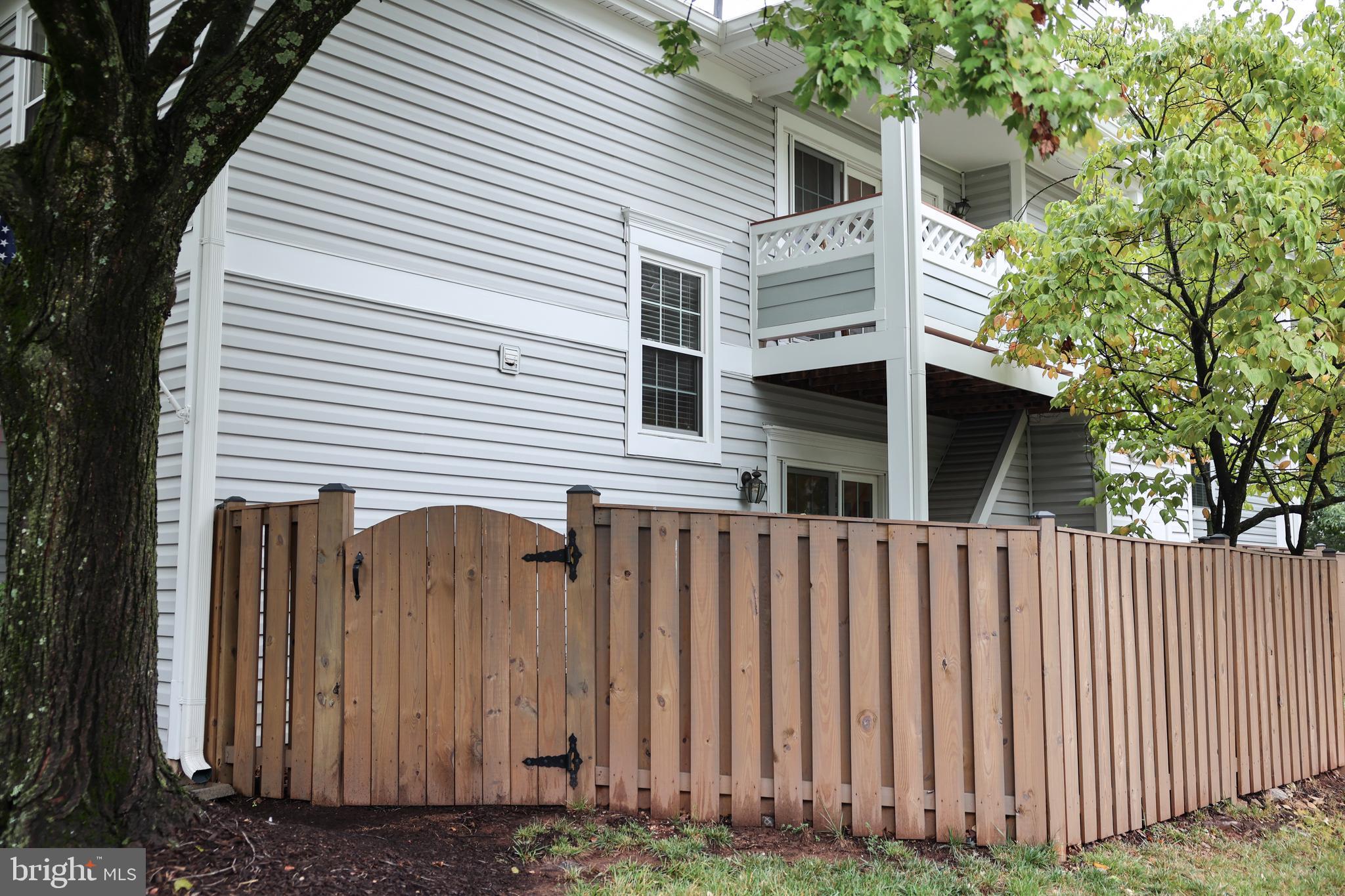 LIFESTYLE AT SULLY STATION - Residential