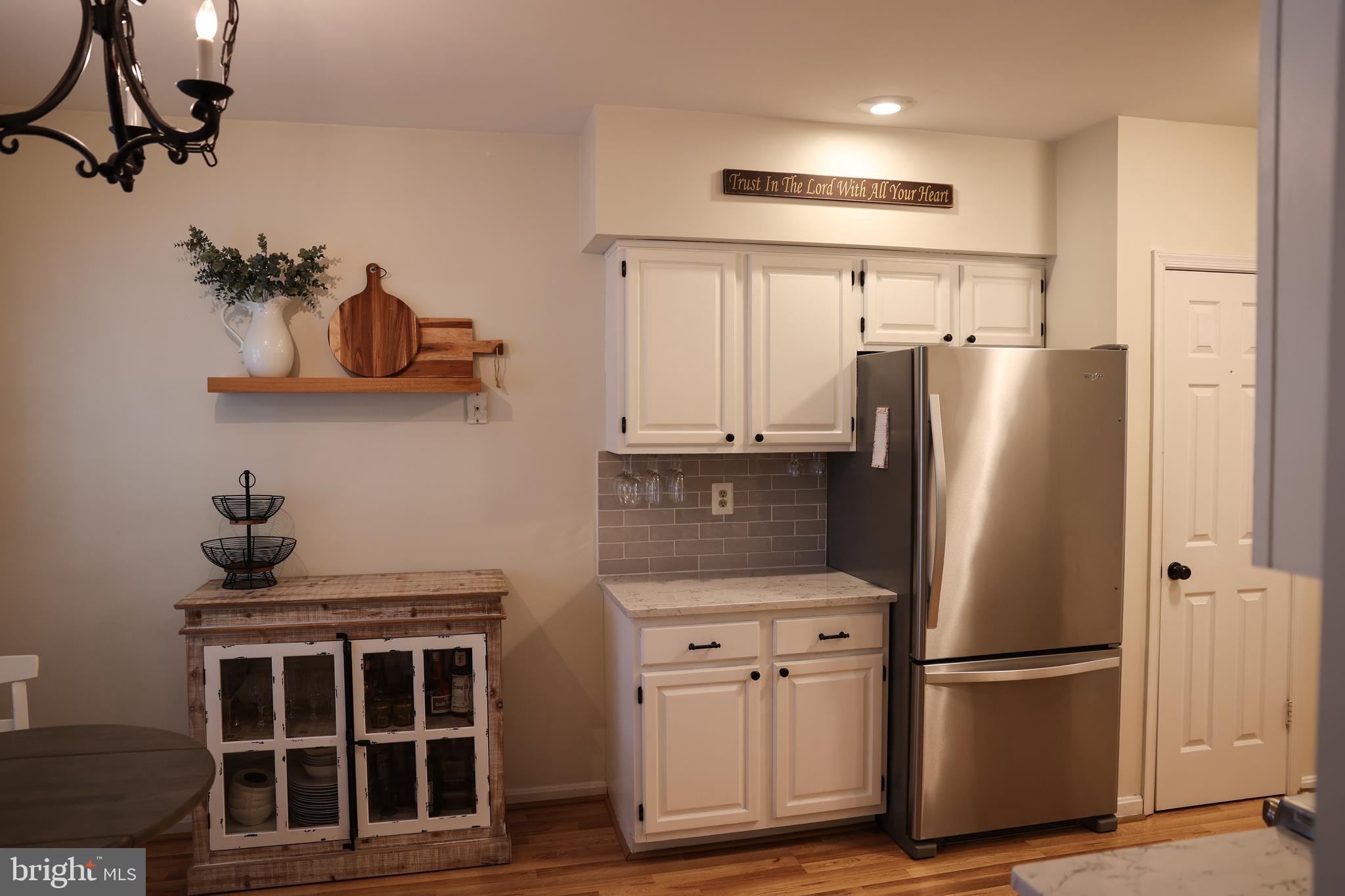 LIFESTYLE AT SULLY STATION - Residential