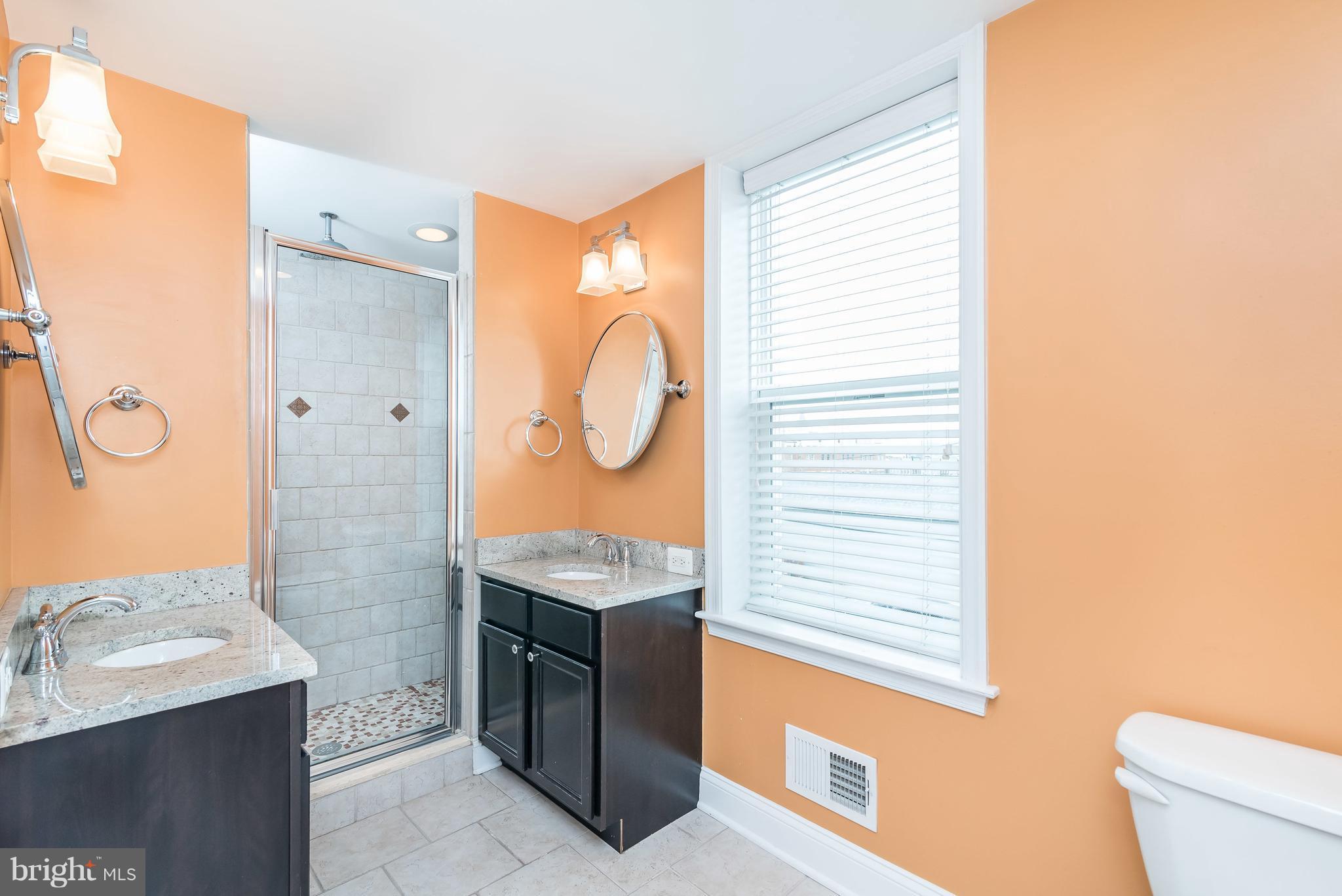 LOCUST POINT - Residential