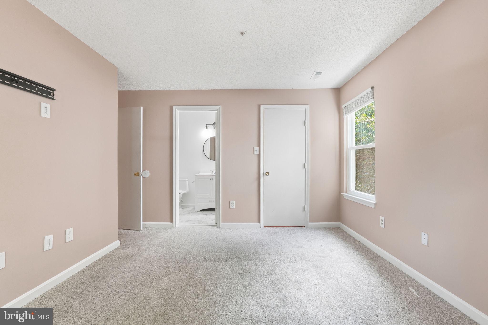 WINTERGATE AT LONGMEAD CROSSING - Residential