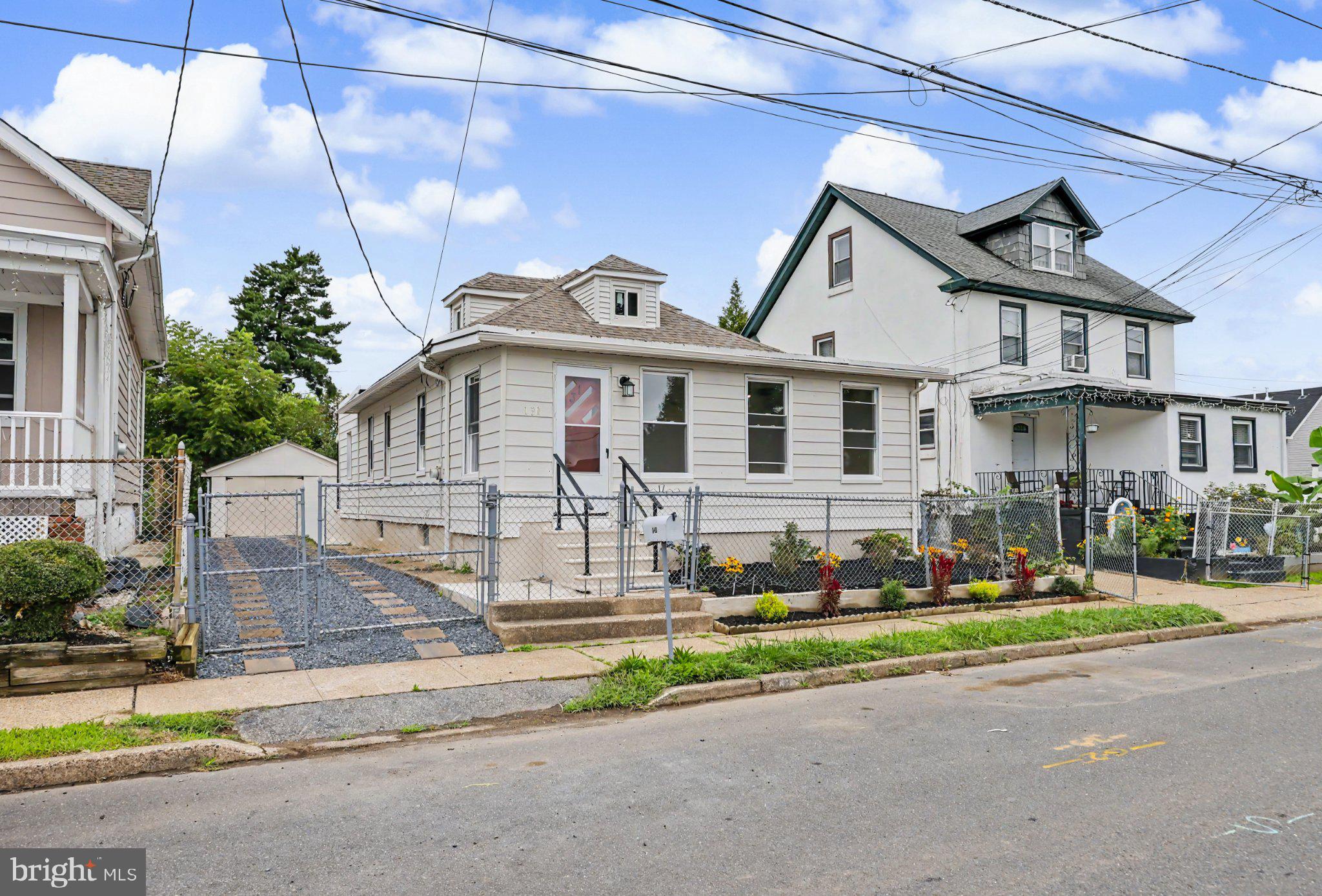 131 HAZEL AVENUE