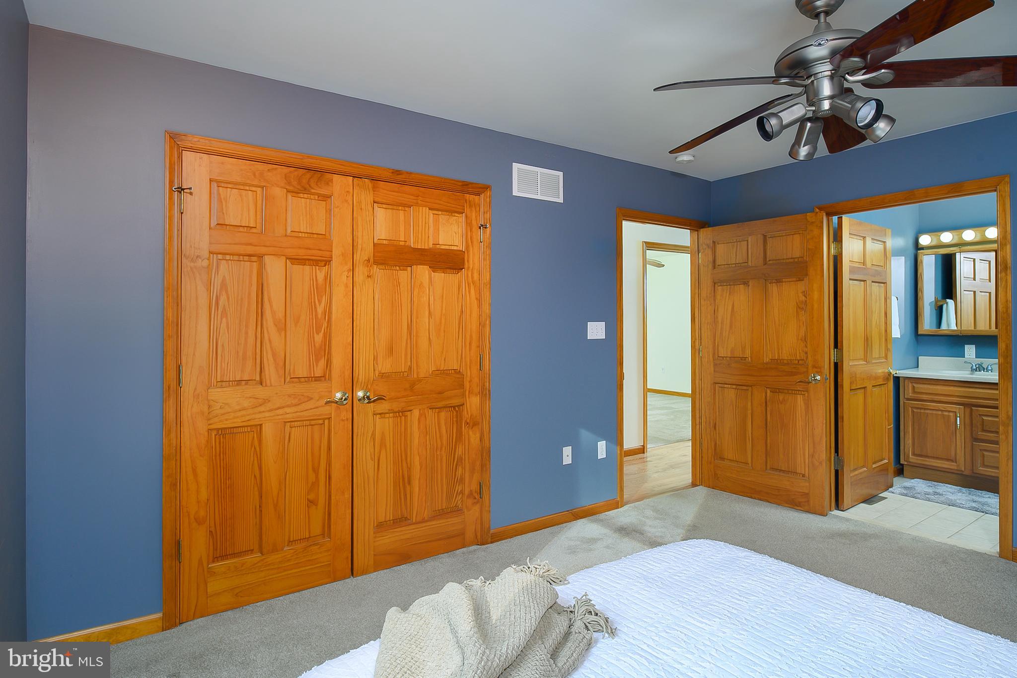 GREEN ACRES - Residential