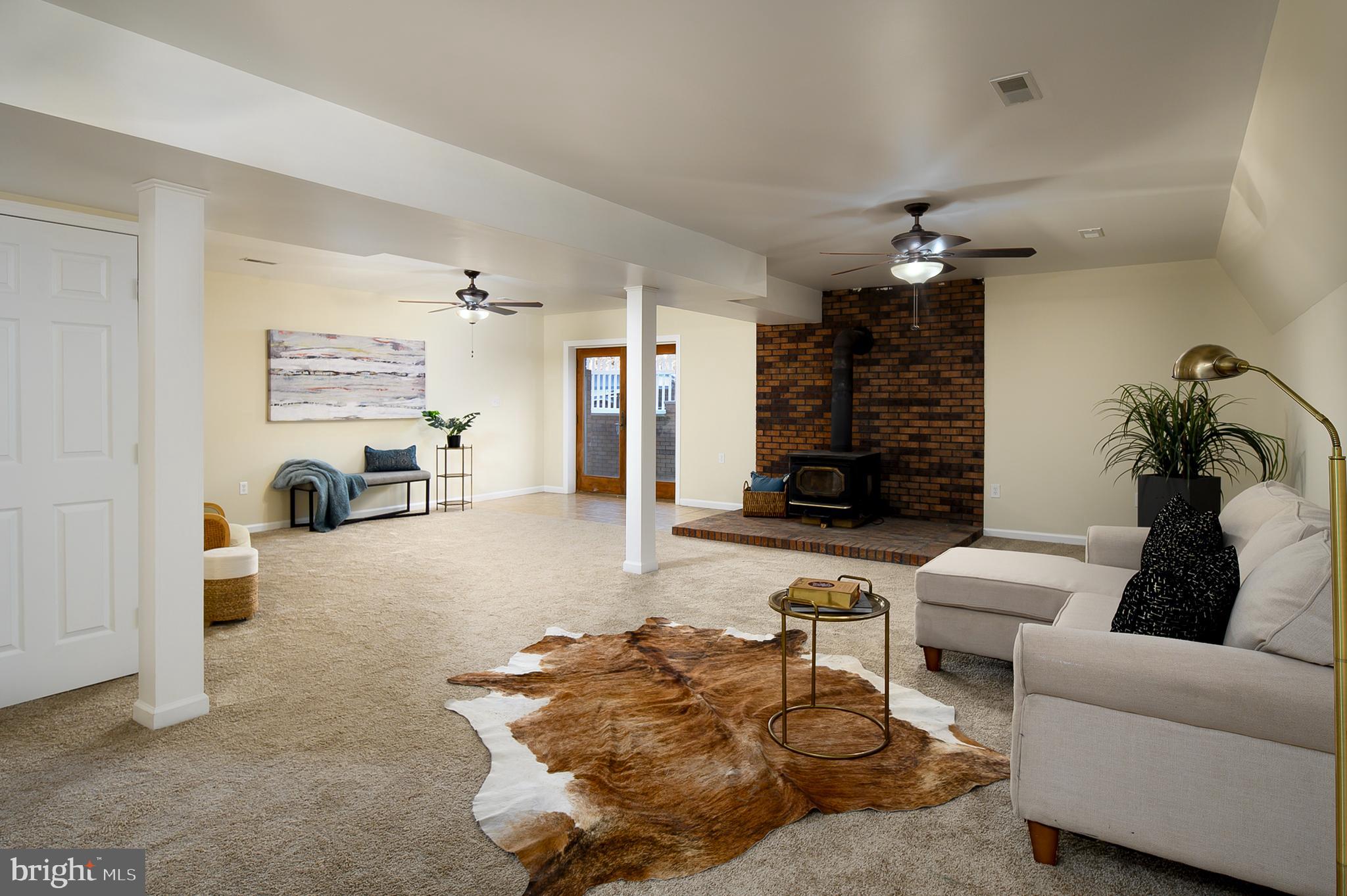 GREEN ACRES - Residential