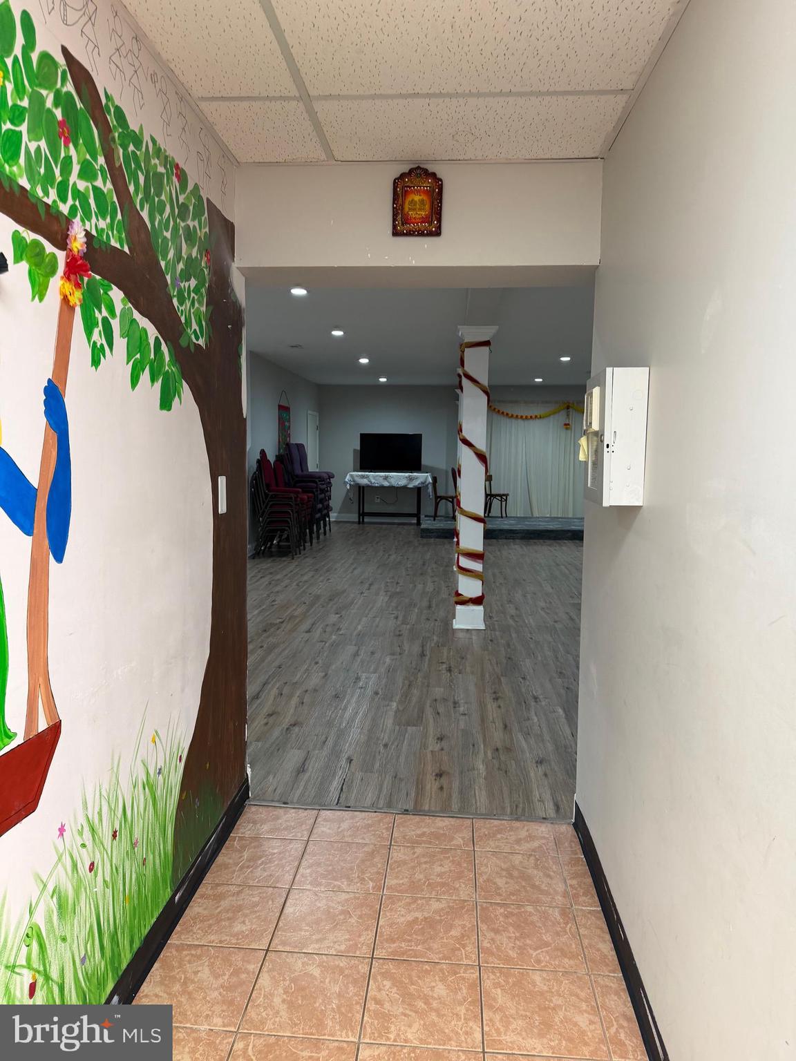 1323 SHEPARD DRIVE I