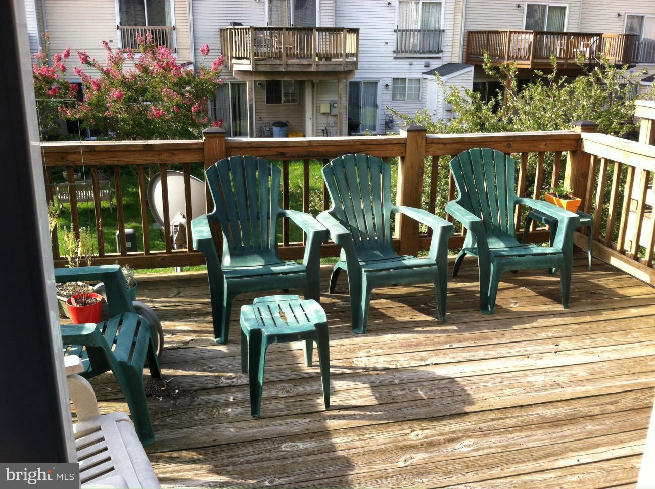 FAIR LAKES LAND BAY - Residential Lease