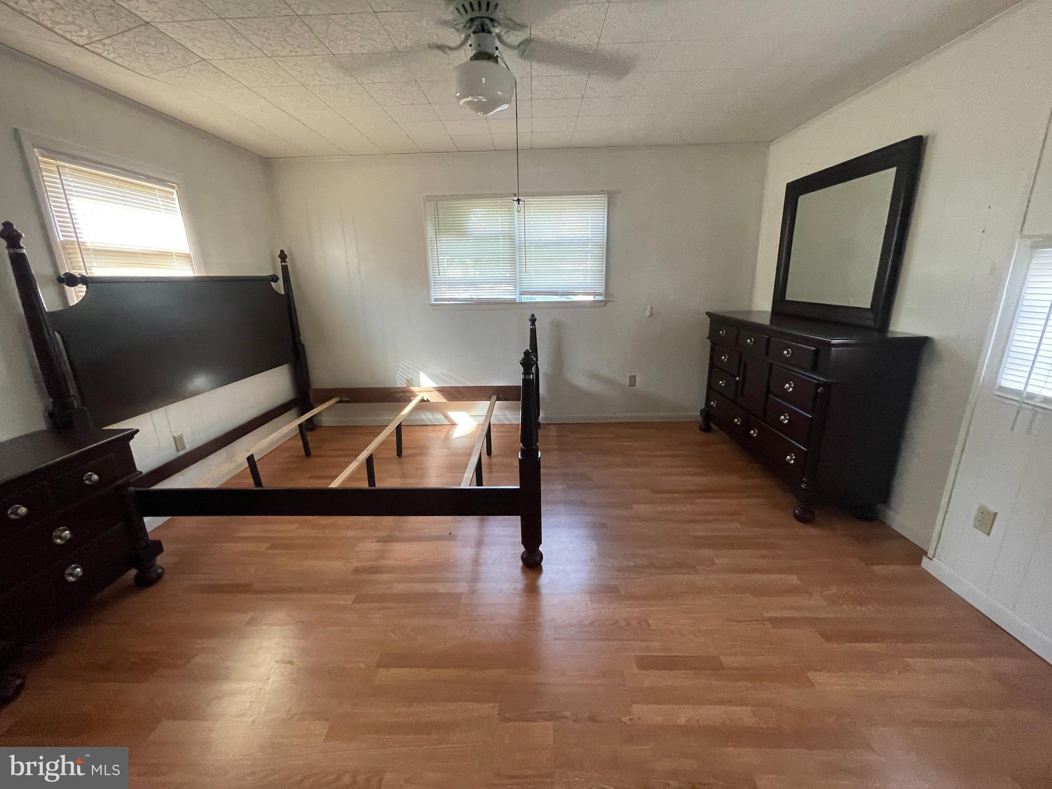 INDIAN ACRES - Residential