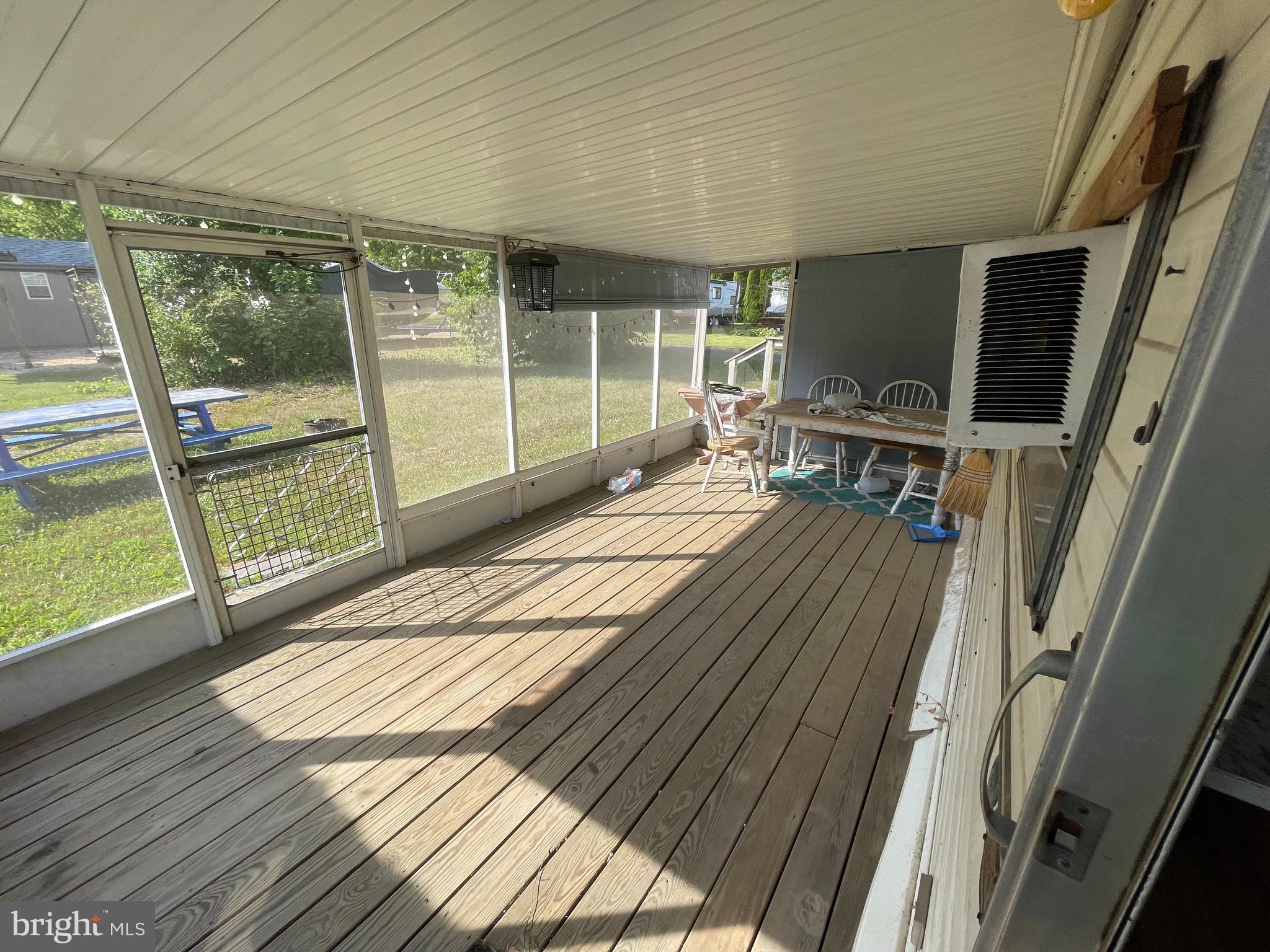 INDIAN ACRES - Residential