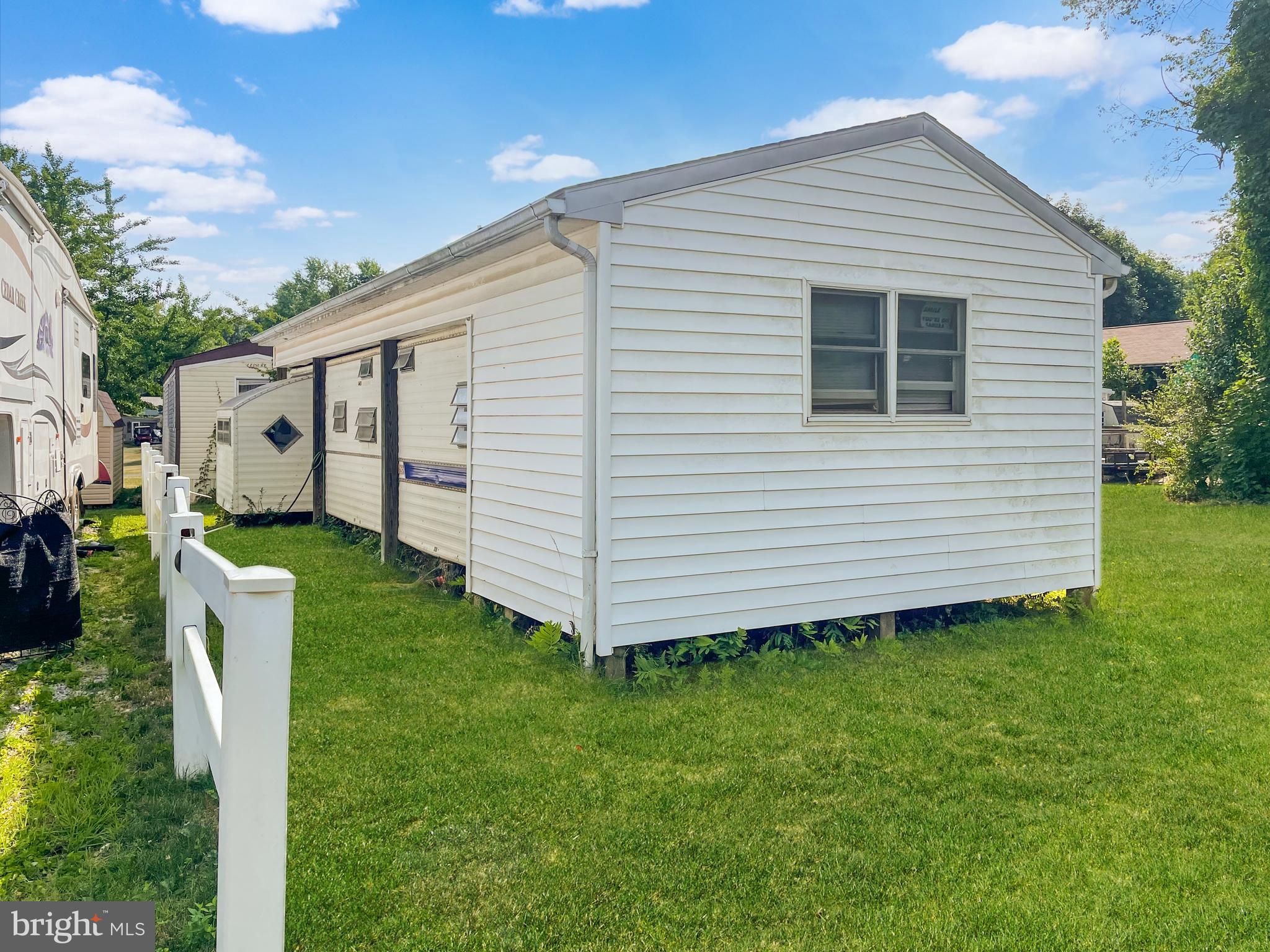 INDIAN ACRES - Residential