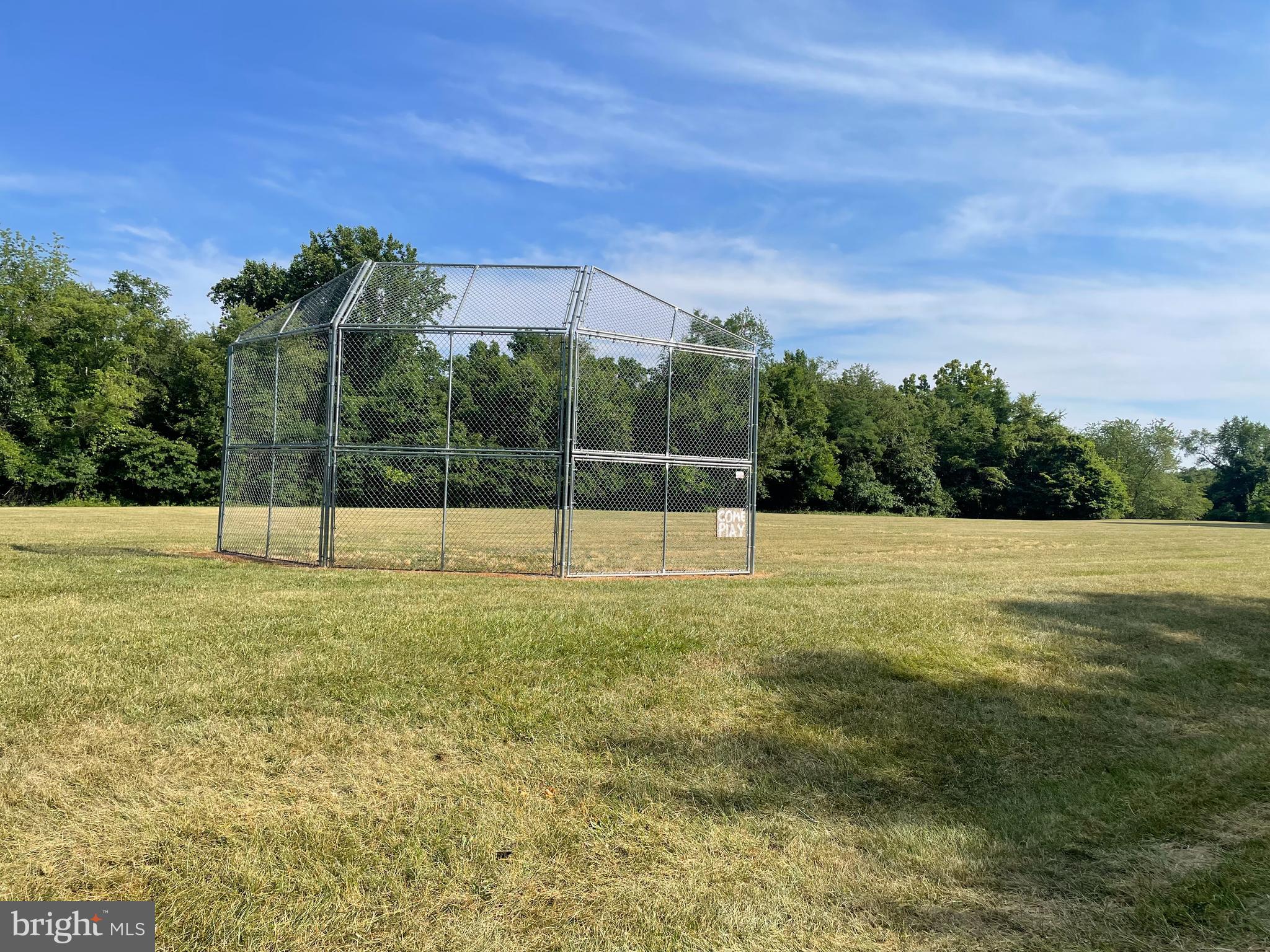 INDIAN ACRES - Residential