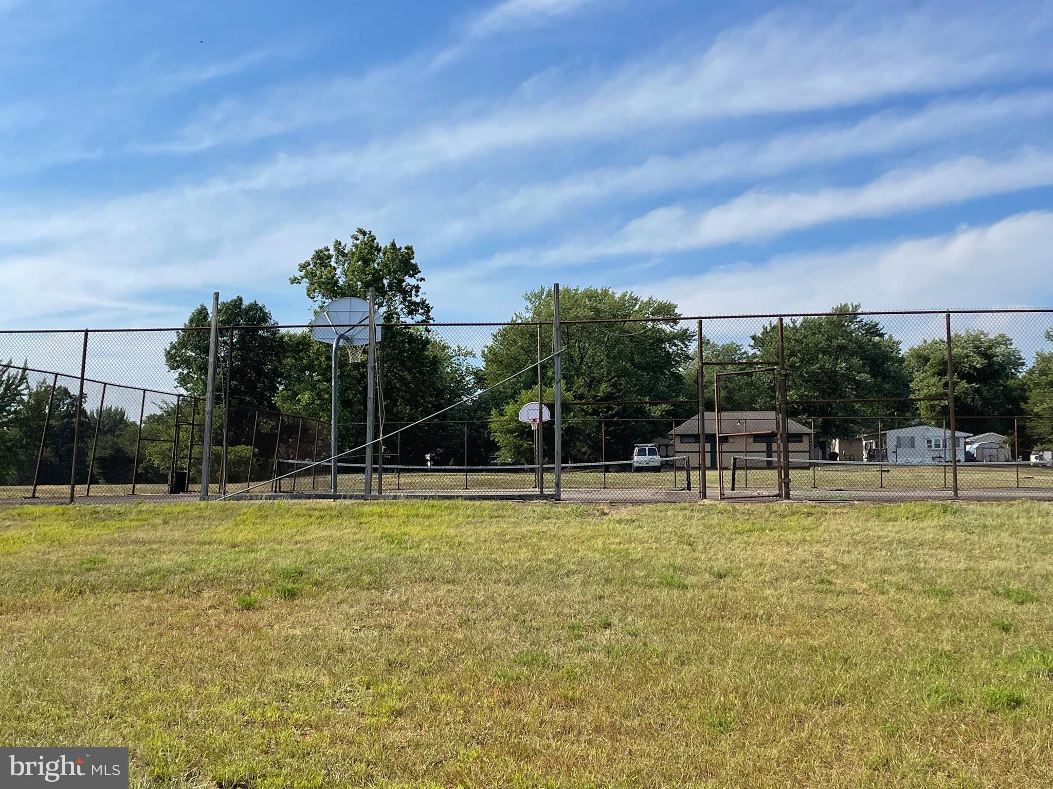 INDIAN ACRES - Residential