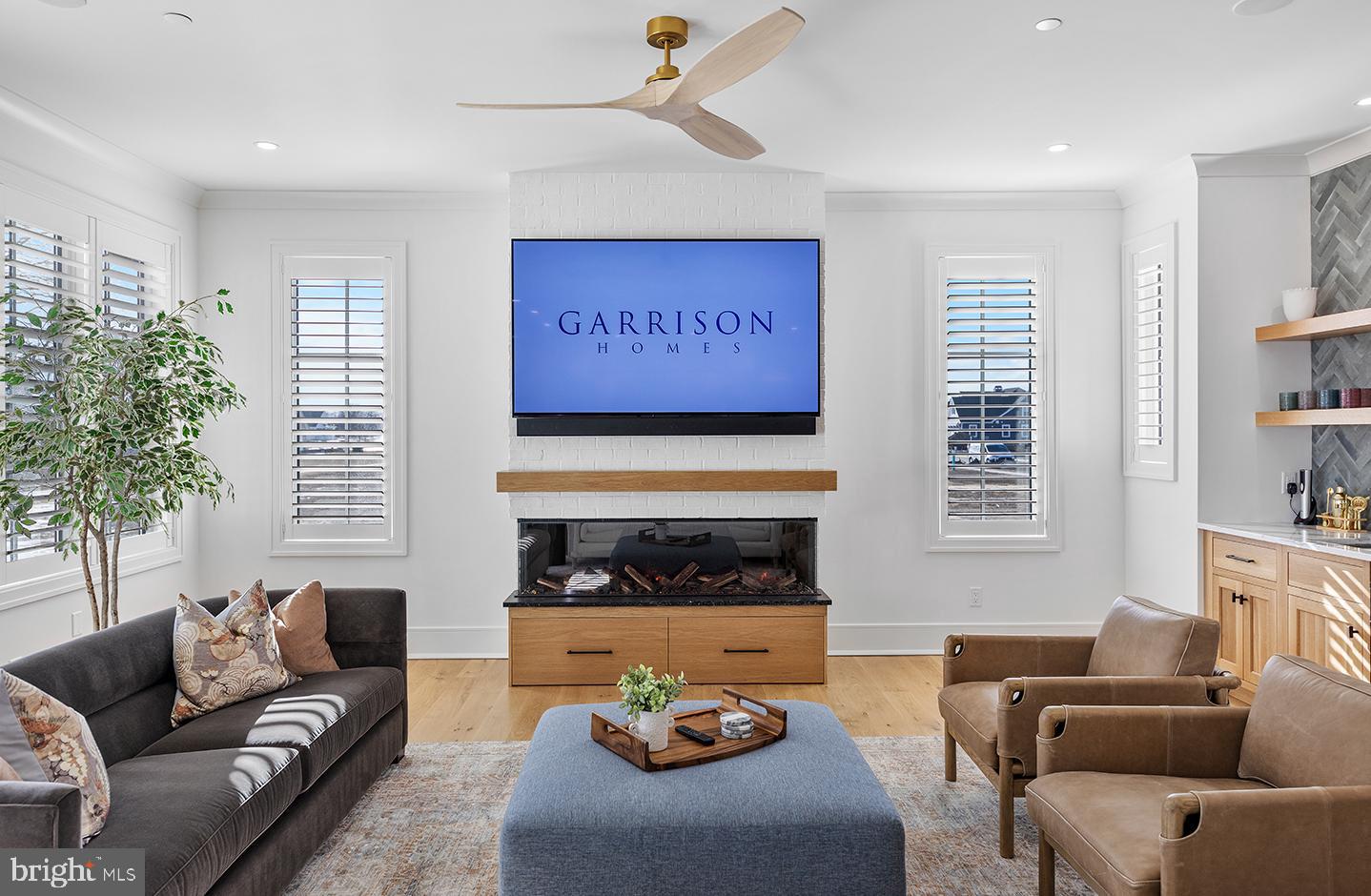 OLDE TOWN - Residential