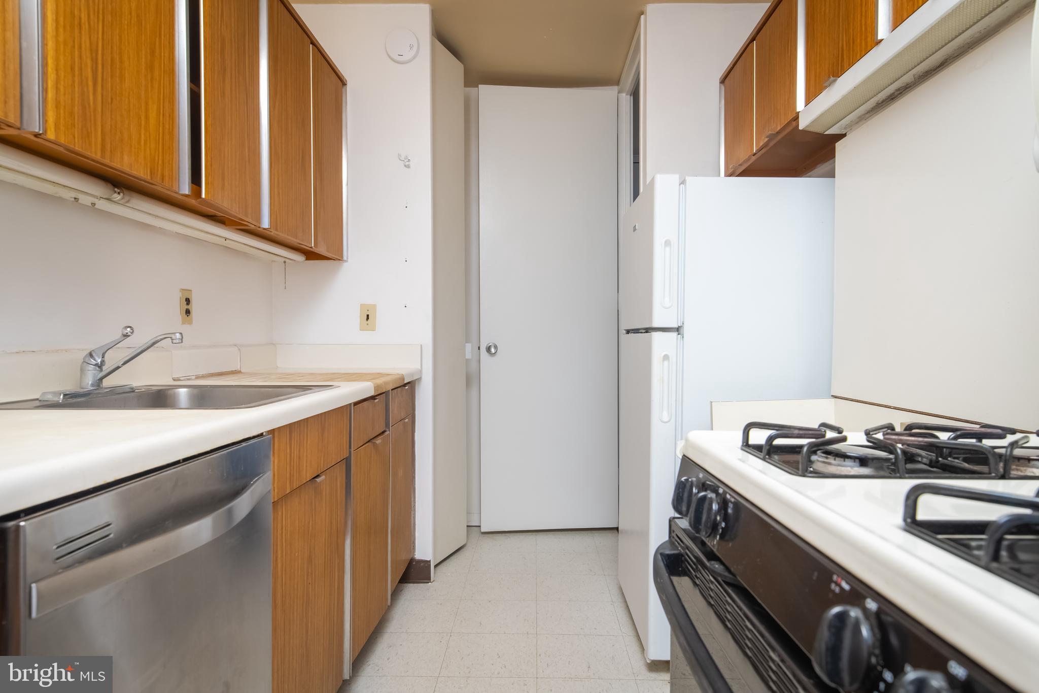 GUILFORD - Residential Lease