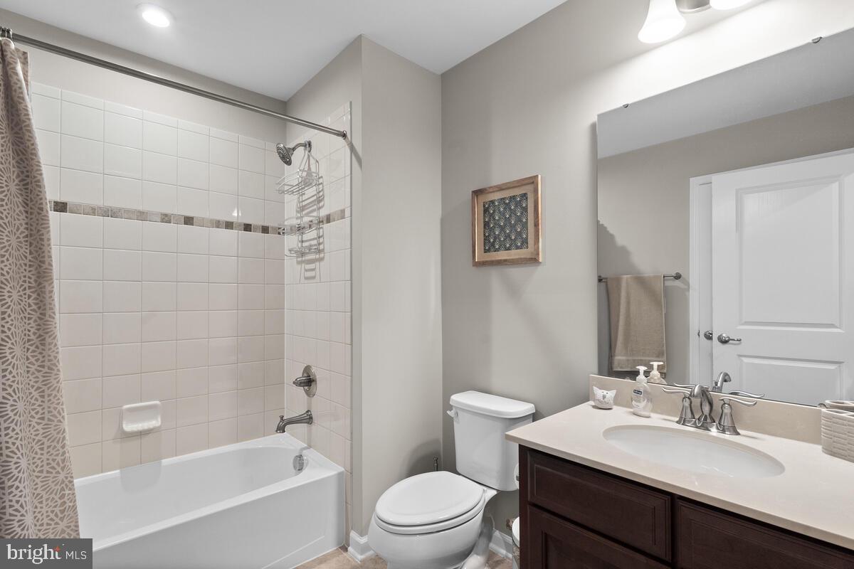 WESTMOORE AT MOOREFIELD - Residential Lease