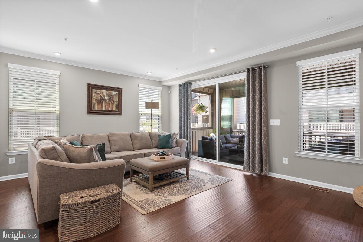 WESTMOORE AT MOOREFIELD - Residential Lease