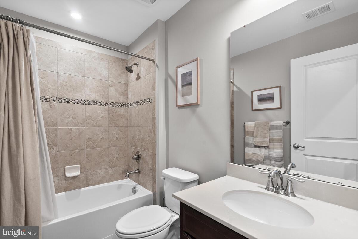 WESTMOORE AT MOOREFIELD - Residential Lease