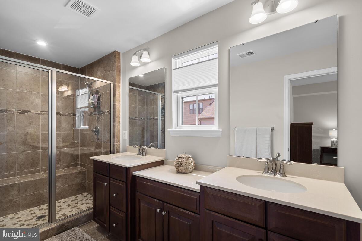 WESTMOORE AT MOOREFIELD - Residential Lease